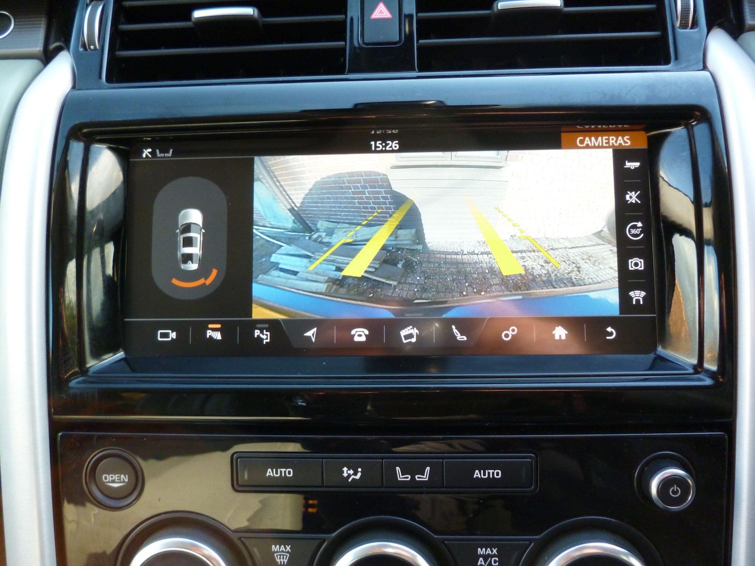 Used Land Rover Discovery 2017 for sale - 76476519: Photo 46