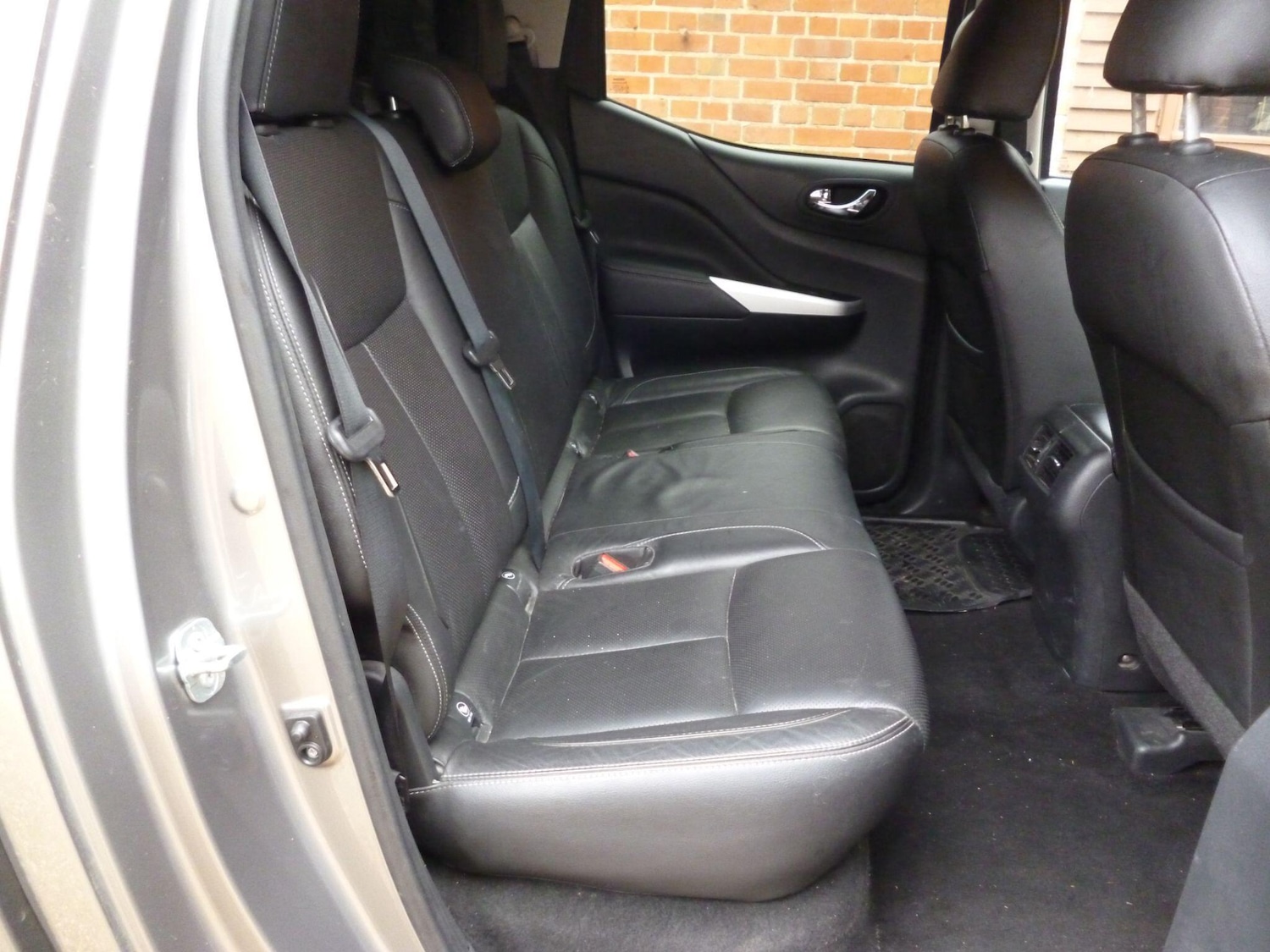 Used Nissan Navara 2016 for sale - 77633116: Photo 16