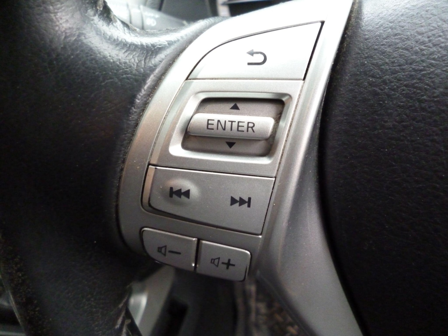 Used Nissan Navara 2016 for sale - 77633116: Photo 19