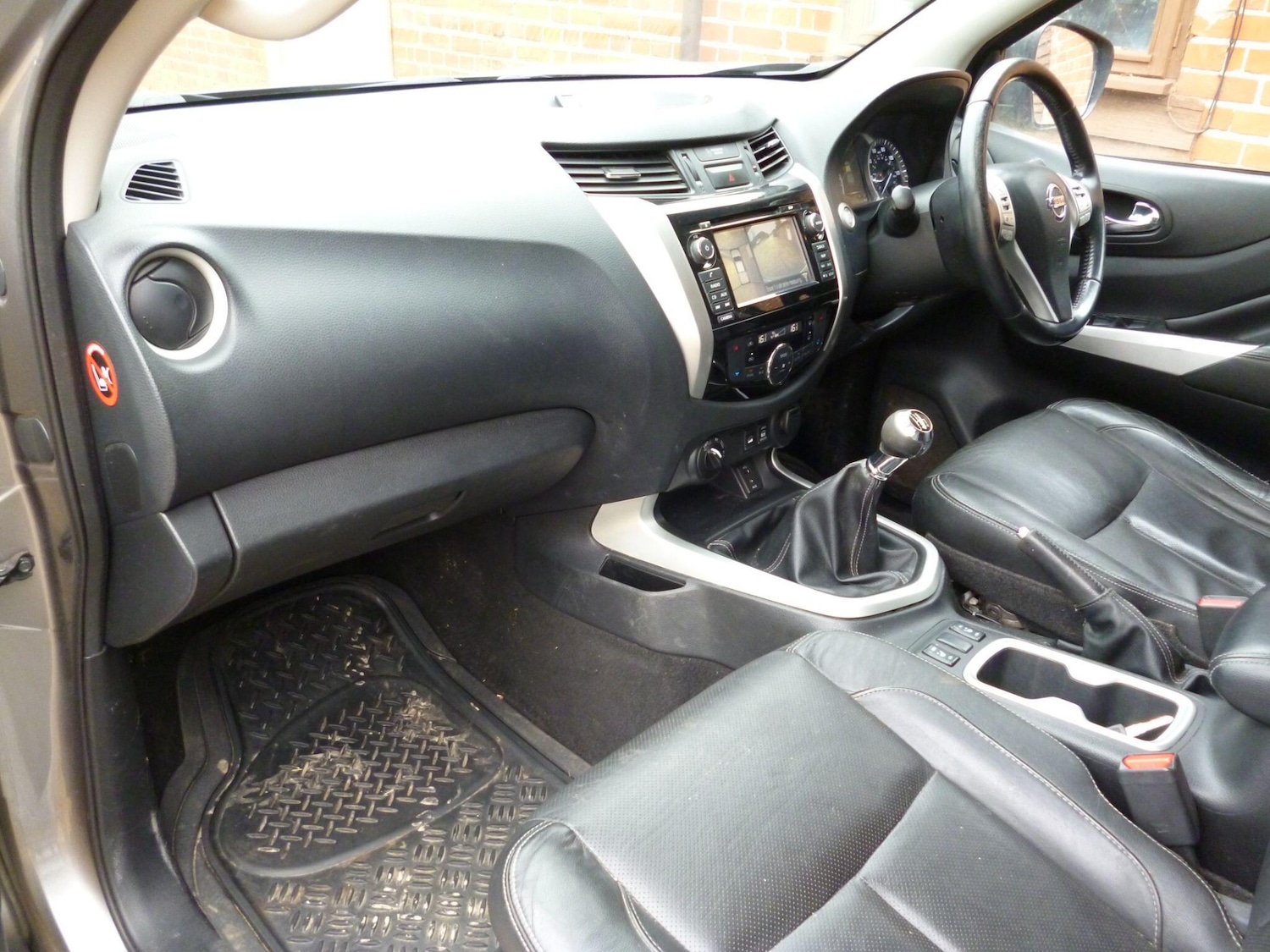 Used Nissan Navara 2016 for sale - 77633116: Photo 28