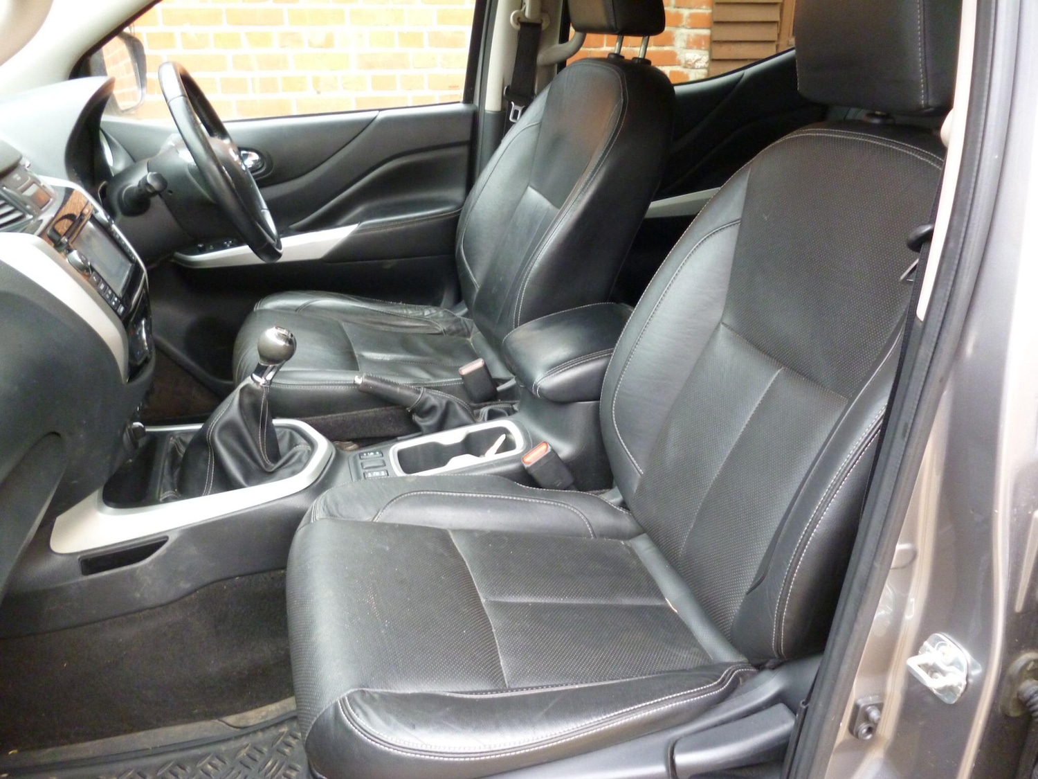 Used Nissan Navara 2016 for sale - 77633116: Photo 29