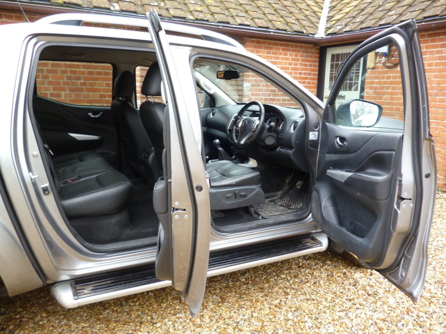 Used Nissan Navara 2016 for sale - 77633116: Photo 36