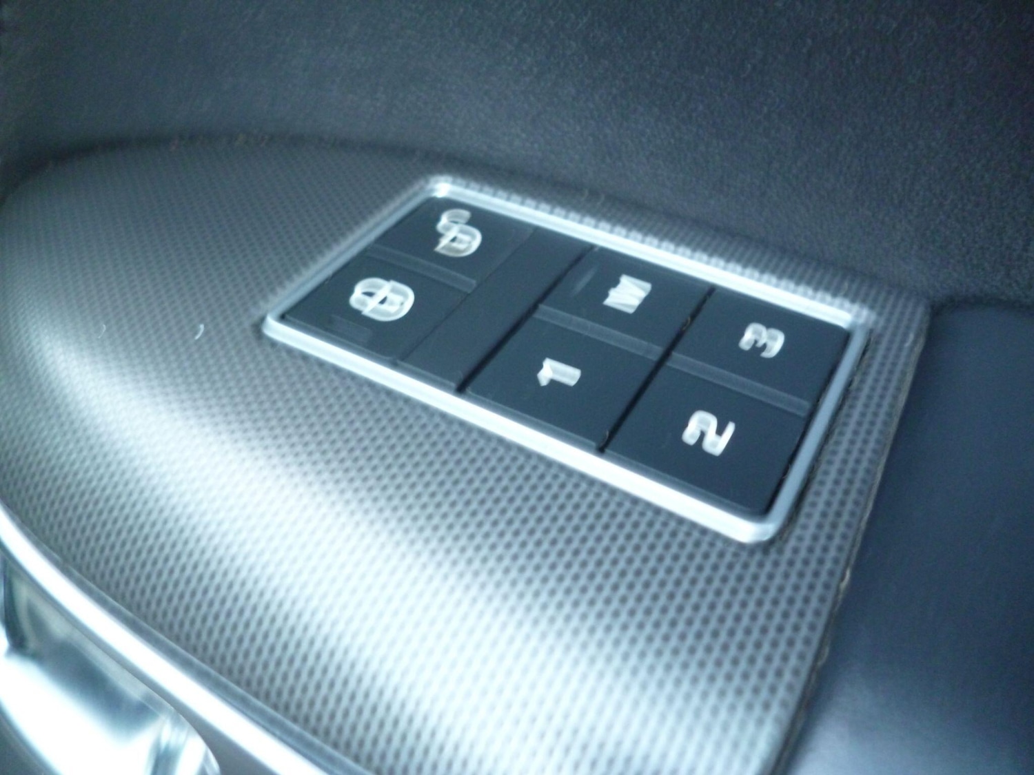 Used Land Rover Range Rover Sport 2017 for sale - 76657696: Photo 15