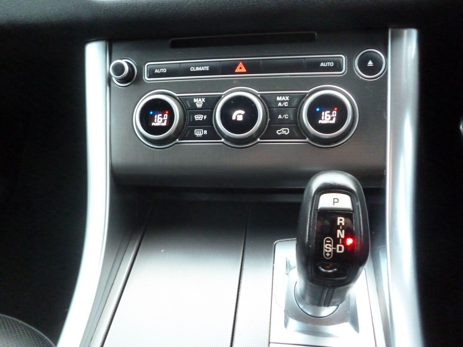 Used Land Rover Range Rover Sport 2017 for sale - 76657696: Photo 26