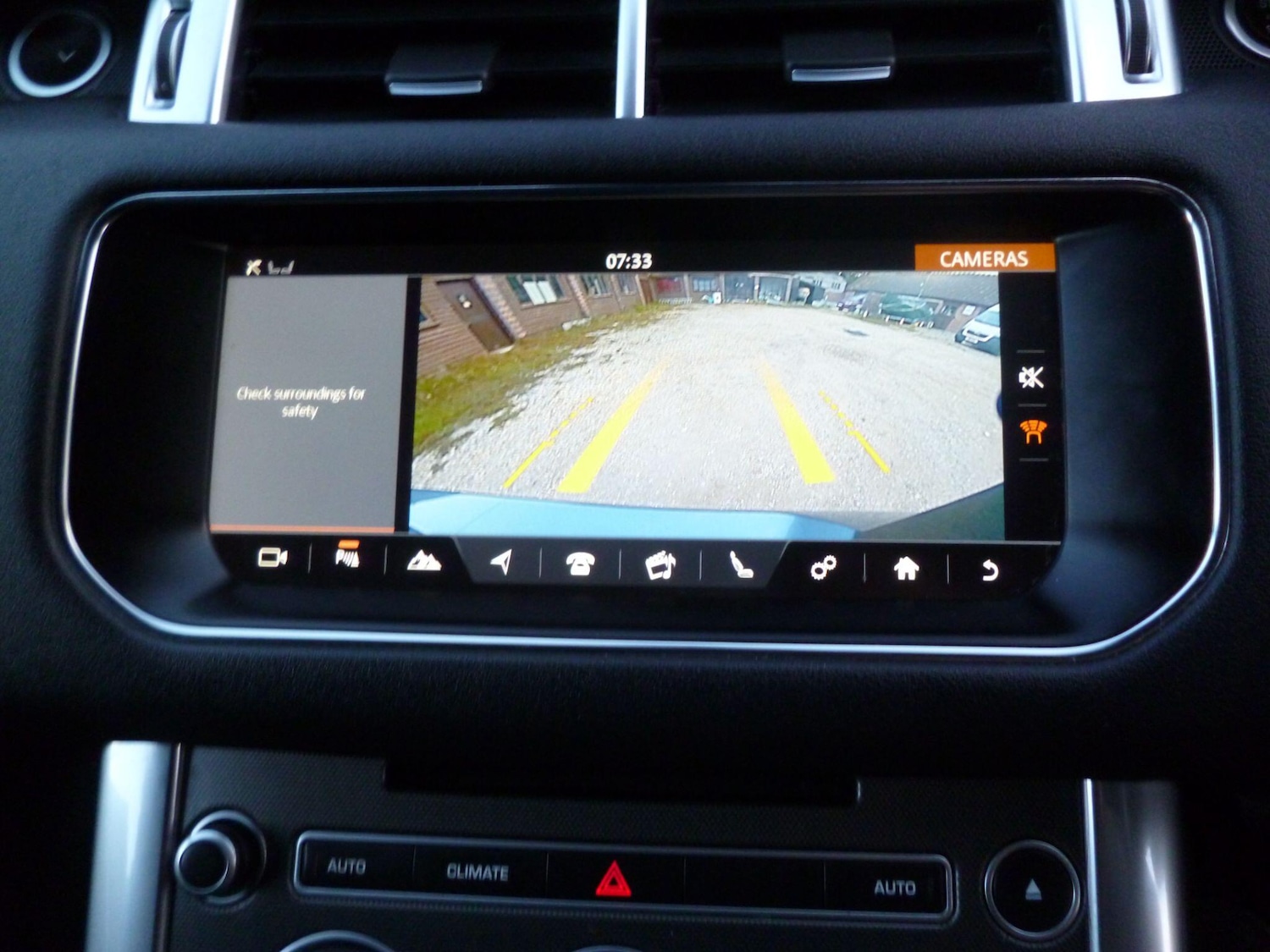 Used Land Rover Range Rover Sport 2017 for sale - 76657696: Photo 38