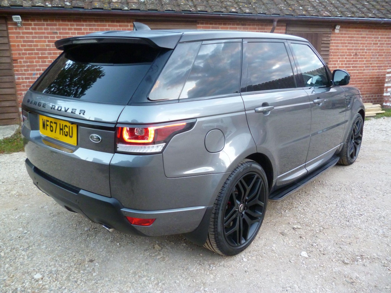 Used Land Rover Range Rover Sport 2017 for sale - 76657696: Photo 8