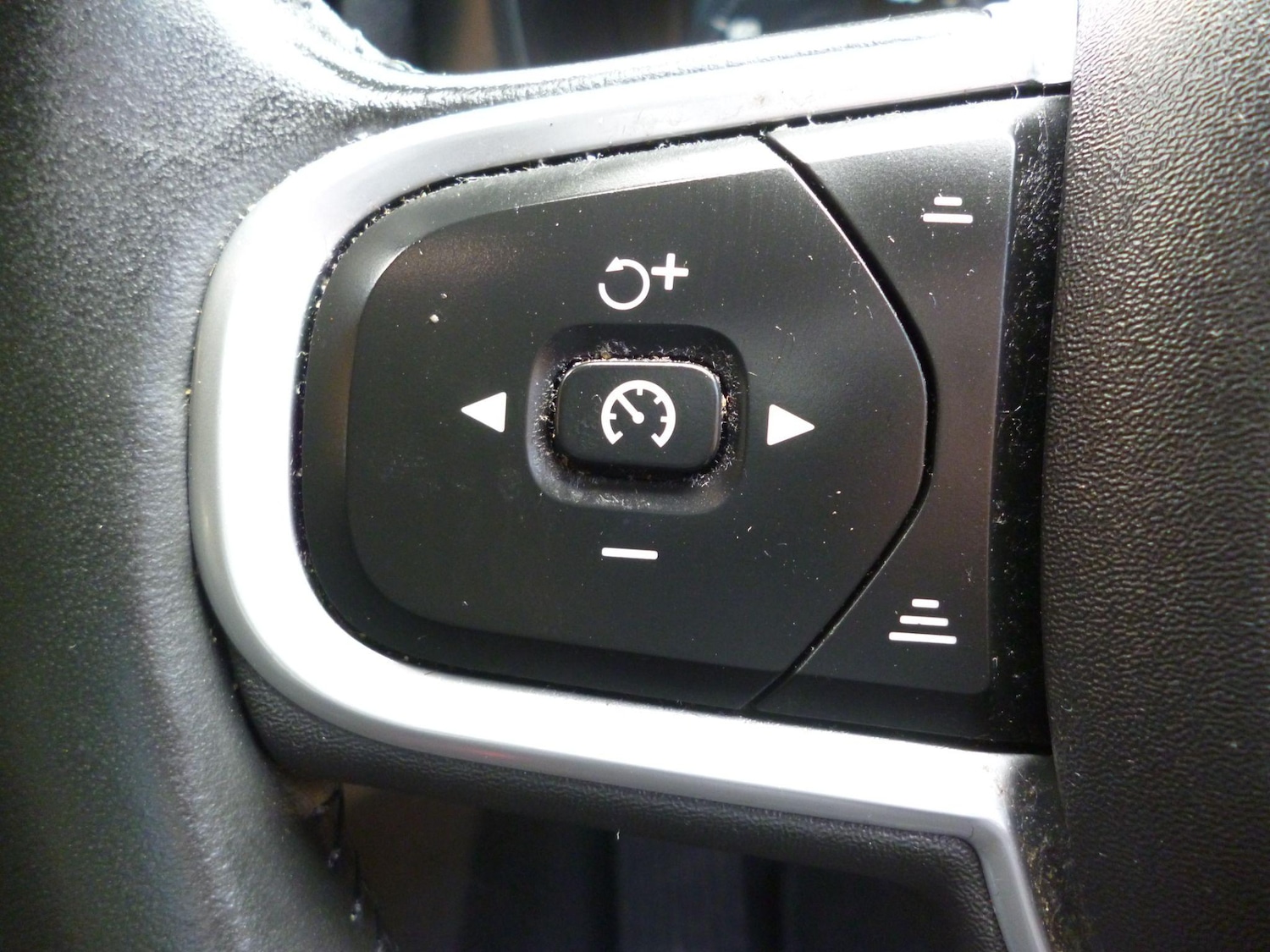 Used Volvo XC60 2021 for sale - 76996454: Photo 19