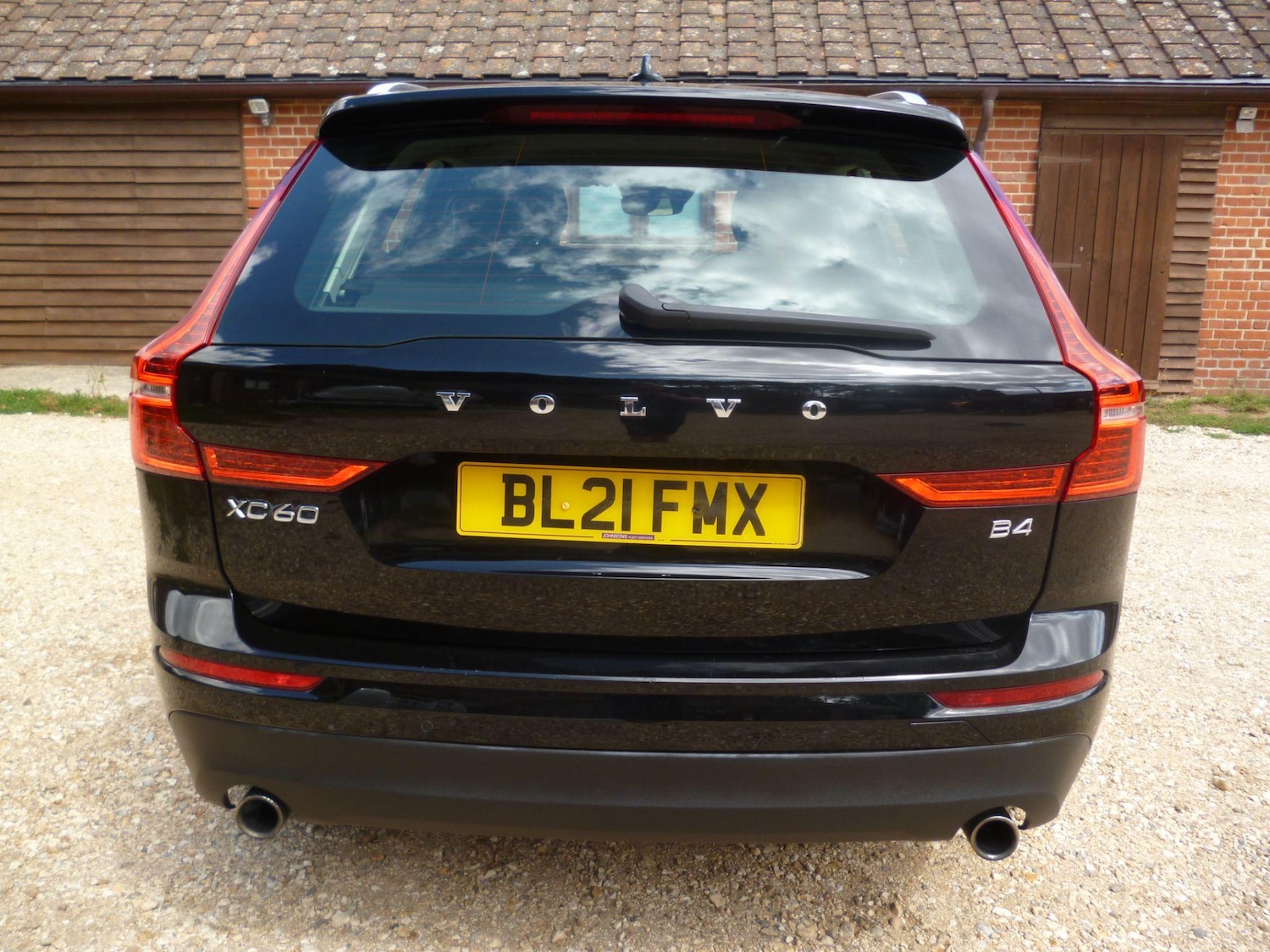 Used Volvo XC60 2021 for sale - 76996454: Photo 5