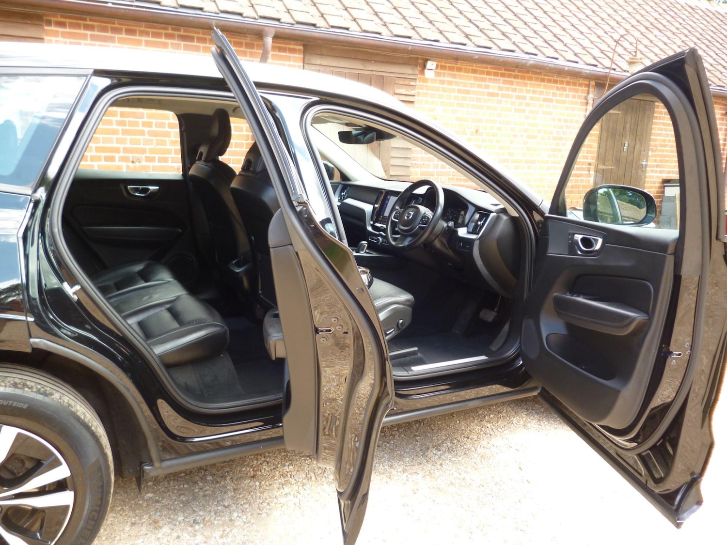 Used Volvo XC60 2021 for sale - 76996454: Photo 55