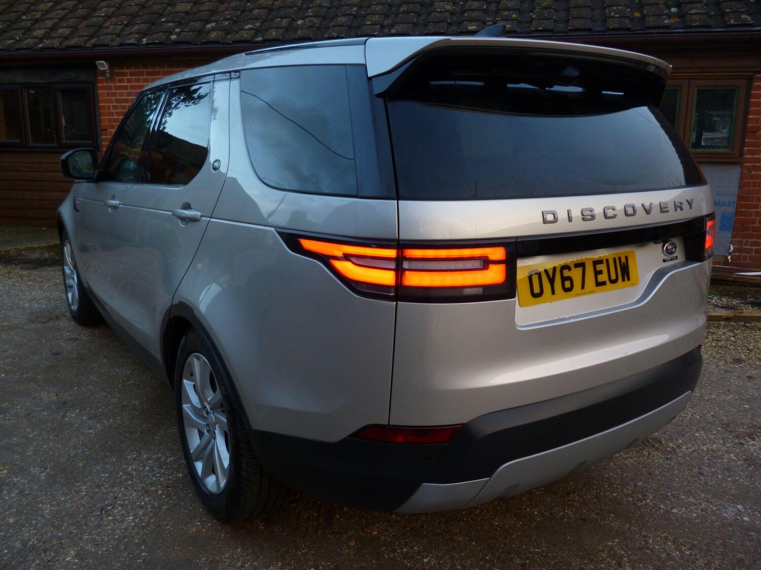 Used Land Rover Discovery 2017 for sale - 76715206: Photo 10