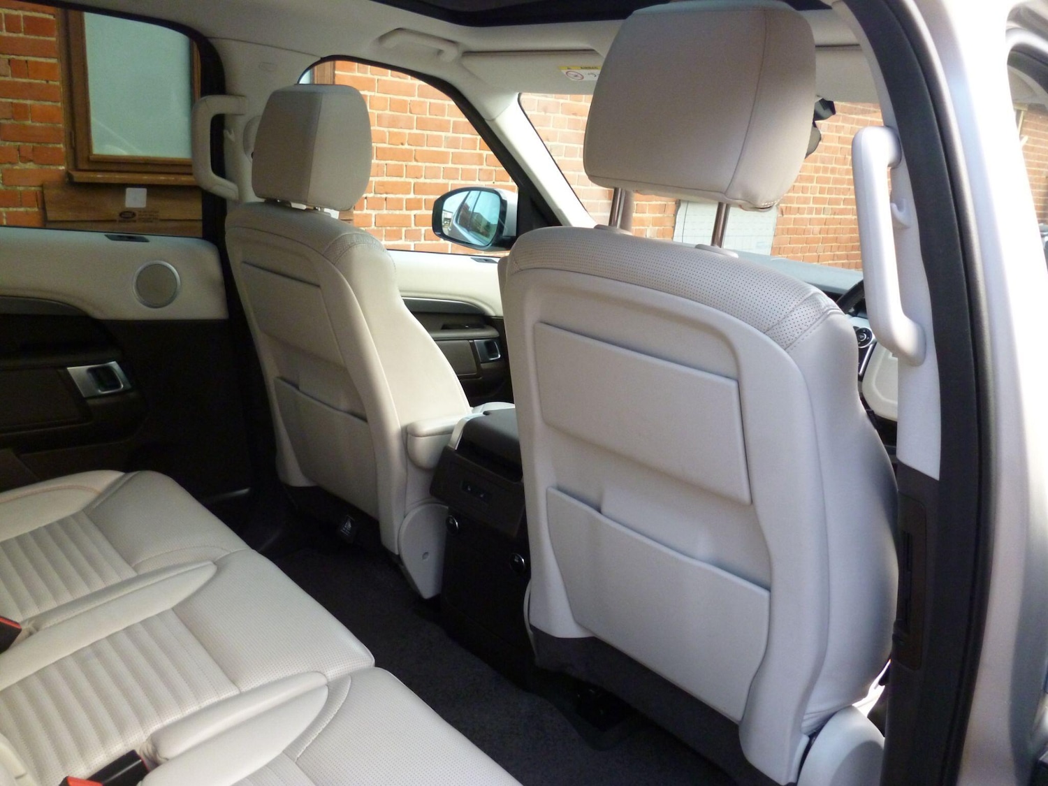 Used Land Rover Discovery 2017 for sale - 76715206: Photo 20