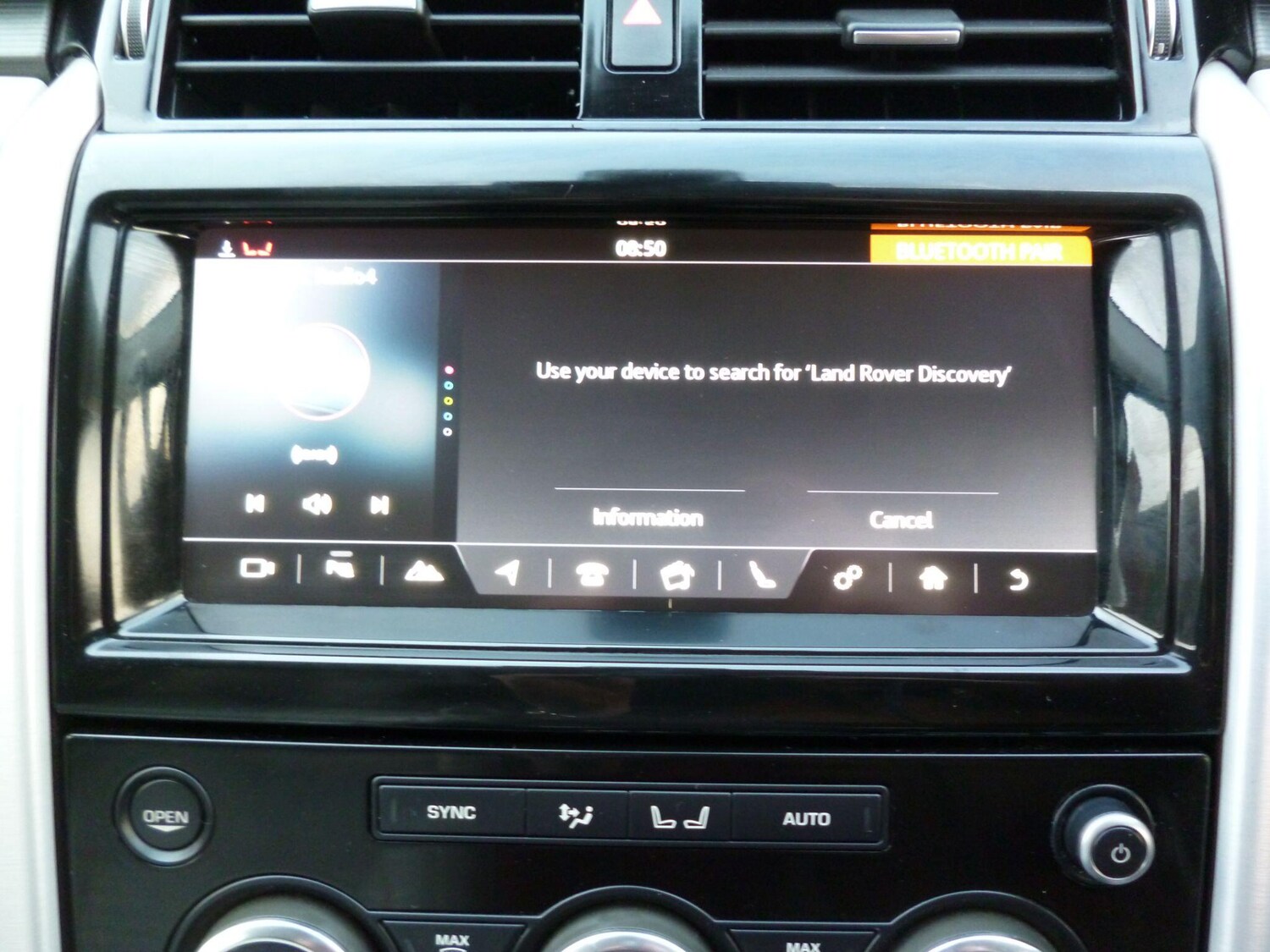 Used Land Rover Discovery 2017 for sale - 76715206: Photo 53