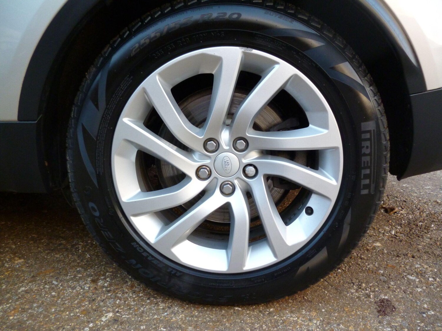 Used Land Rover Discovery 2017 for sale - 76715206: Photo 61