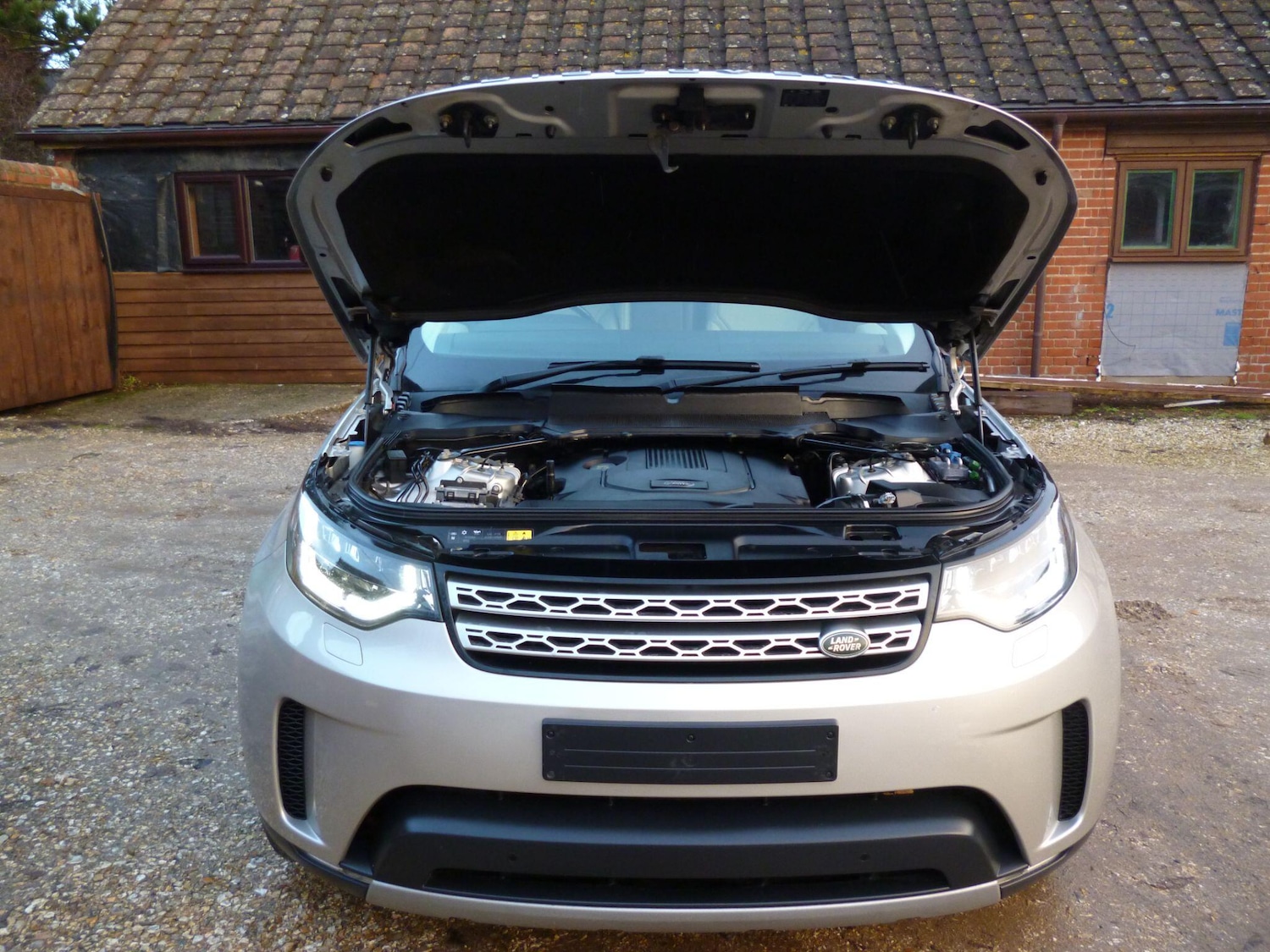 Used Land Rover Discovery 2017 for sale - 76715206: Photo 62