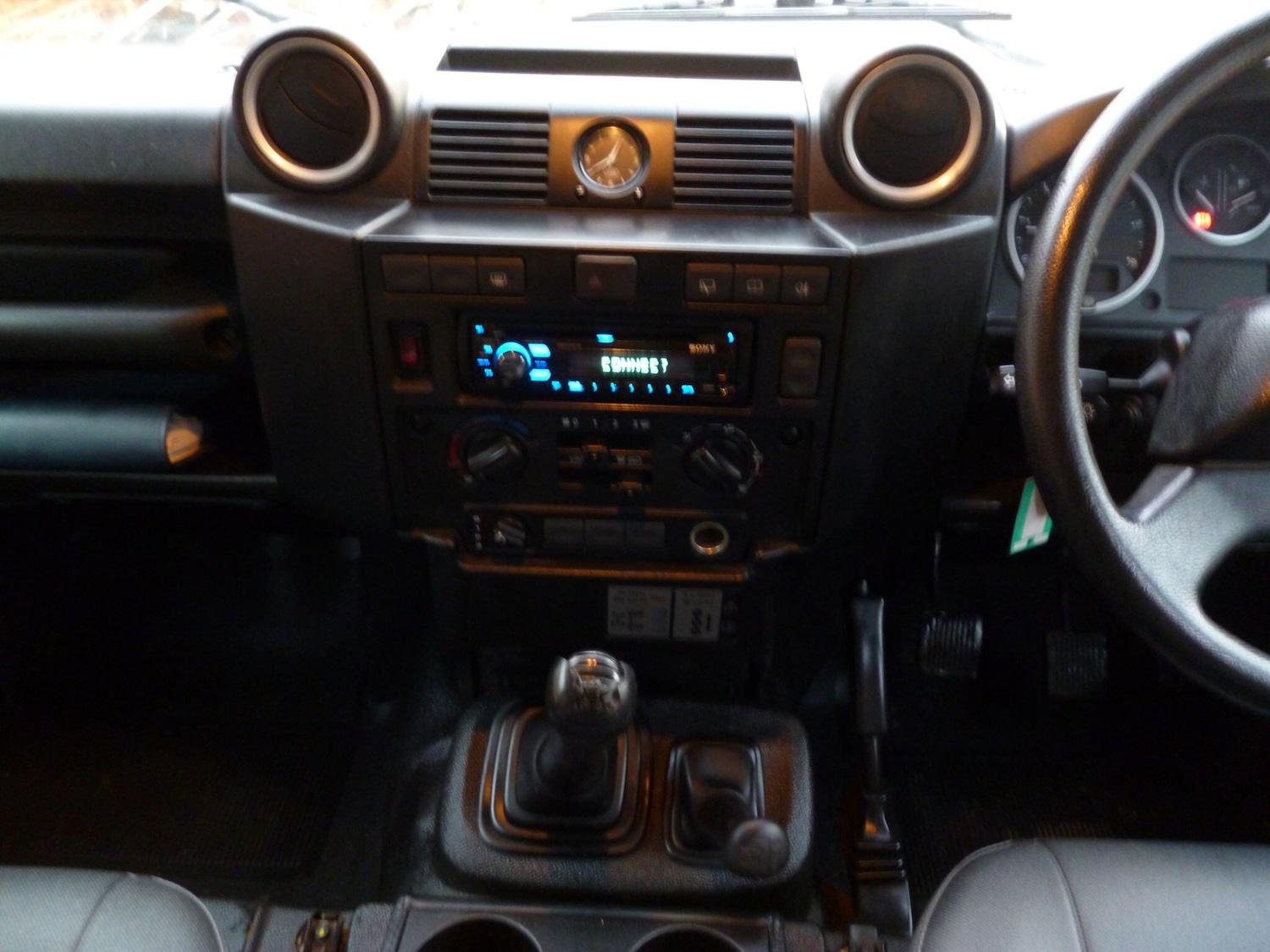 Used Land Rover Defender 110 2012 for sale - 76913722: Photo 17