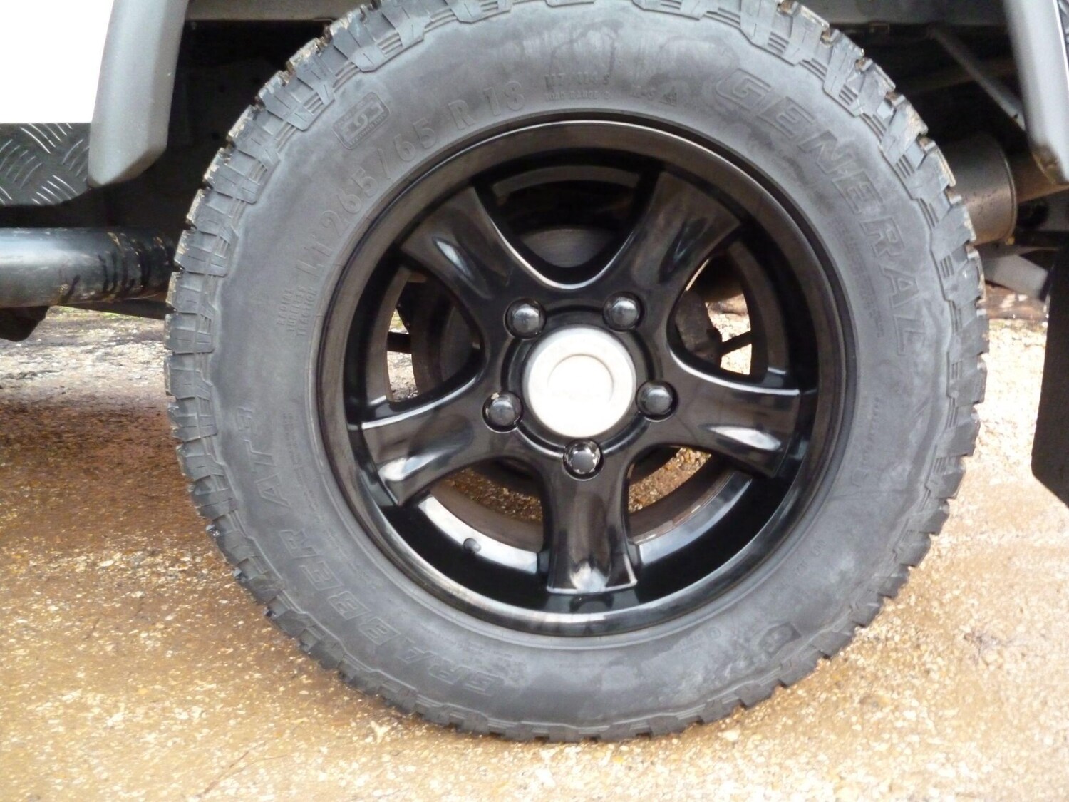 Used Land Rover Defender 110 2012 for sale - 76913722: Photo 27