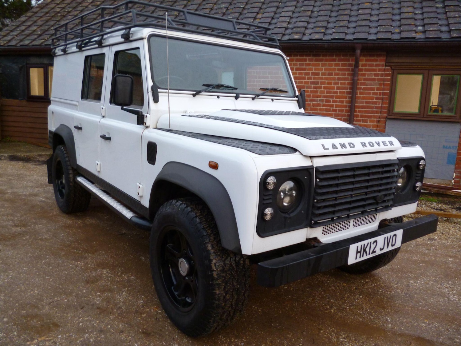 Used Land Rover Defender 110 2012 for sale - 76913722: Photo 3