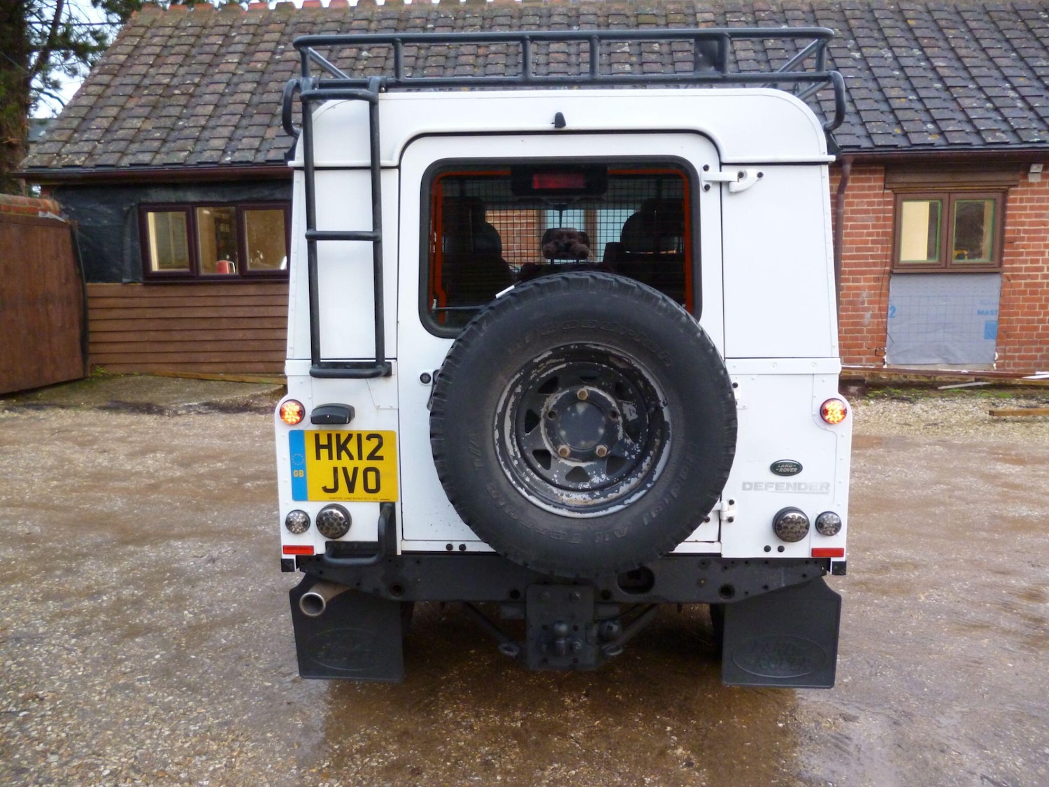 Used Land Rover Defender 110 2012 for sale - 76913722: Photo 6