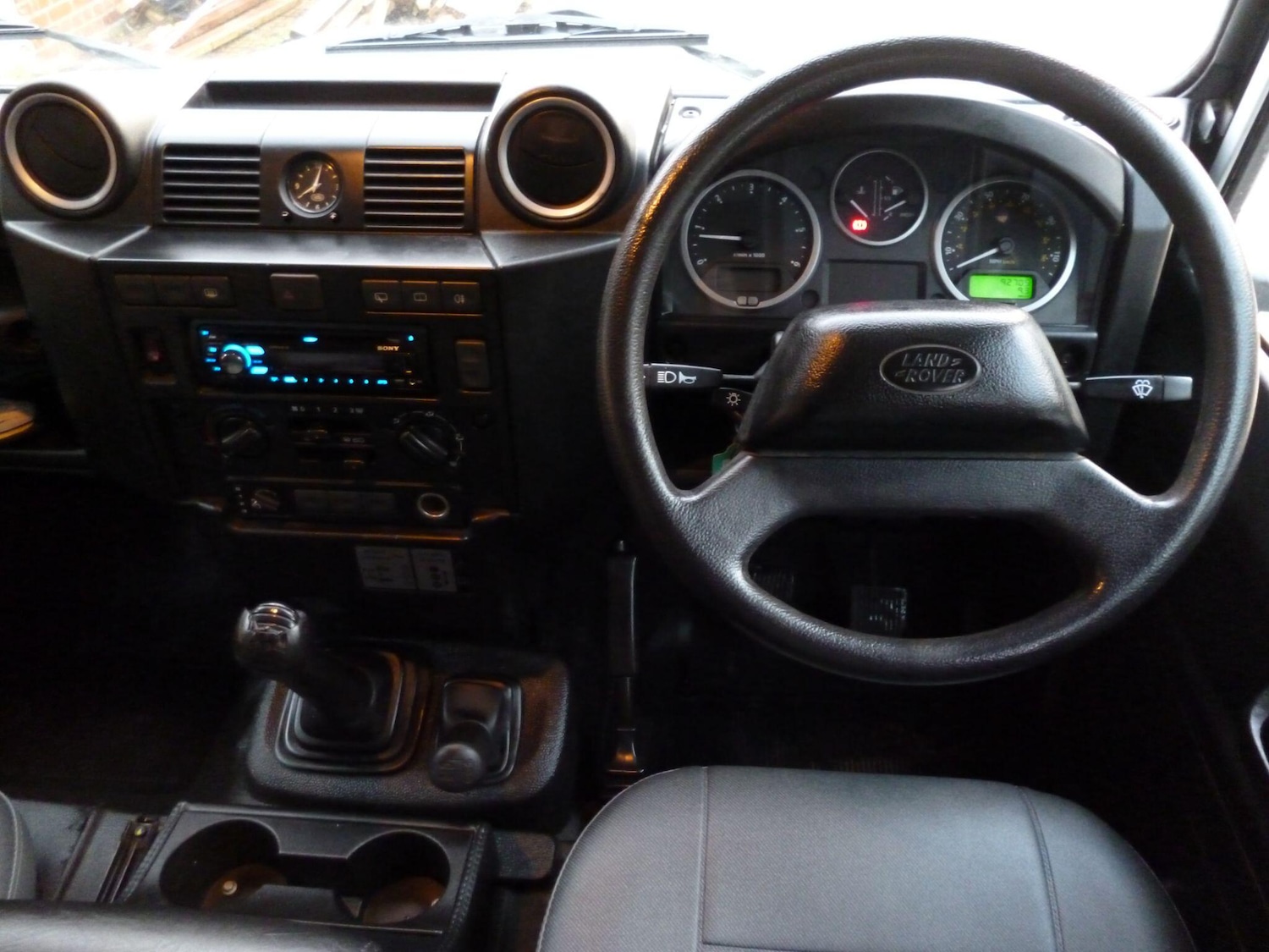 Used Land Rover Defender 110 2012 for sale - 76913722: Photo 9