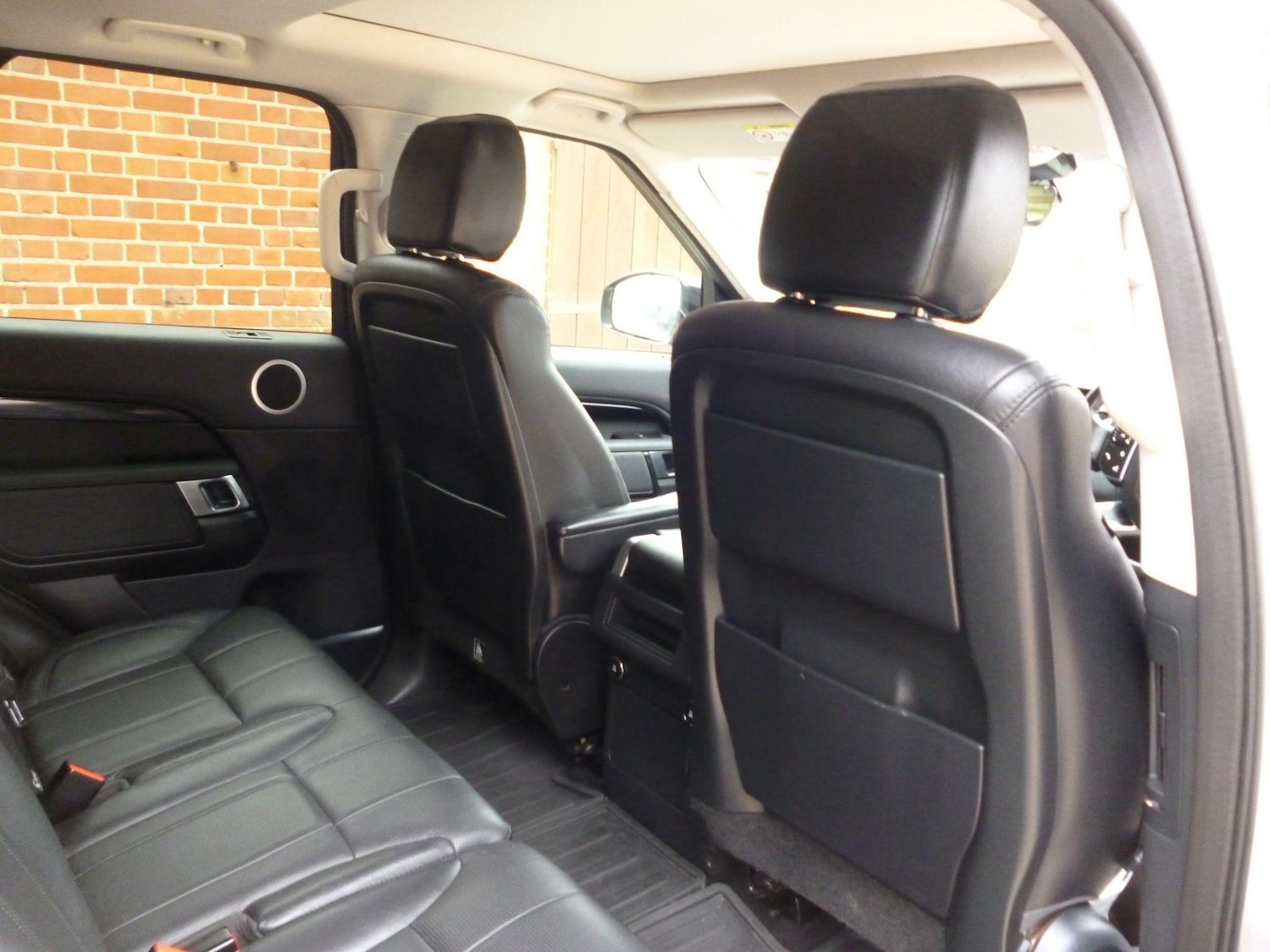 Used Land Rover Discovery 2019 for sale - 76476500: Photo 17