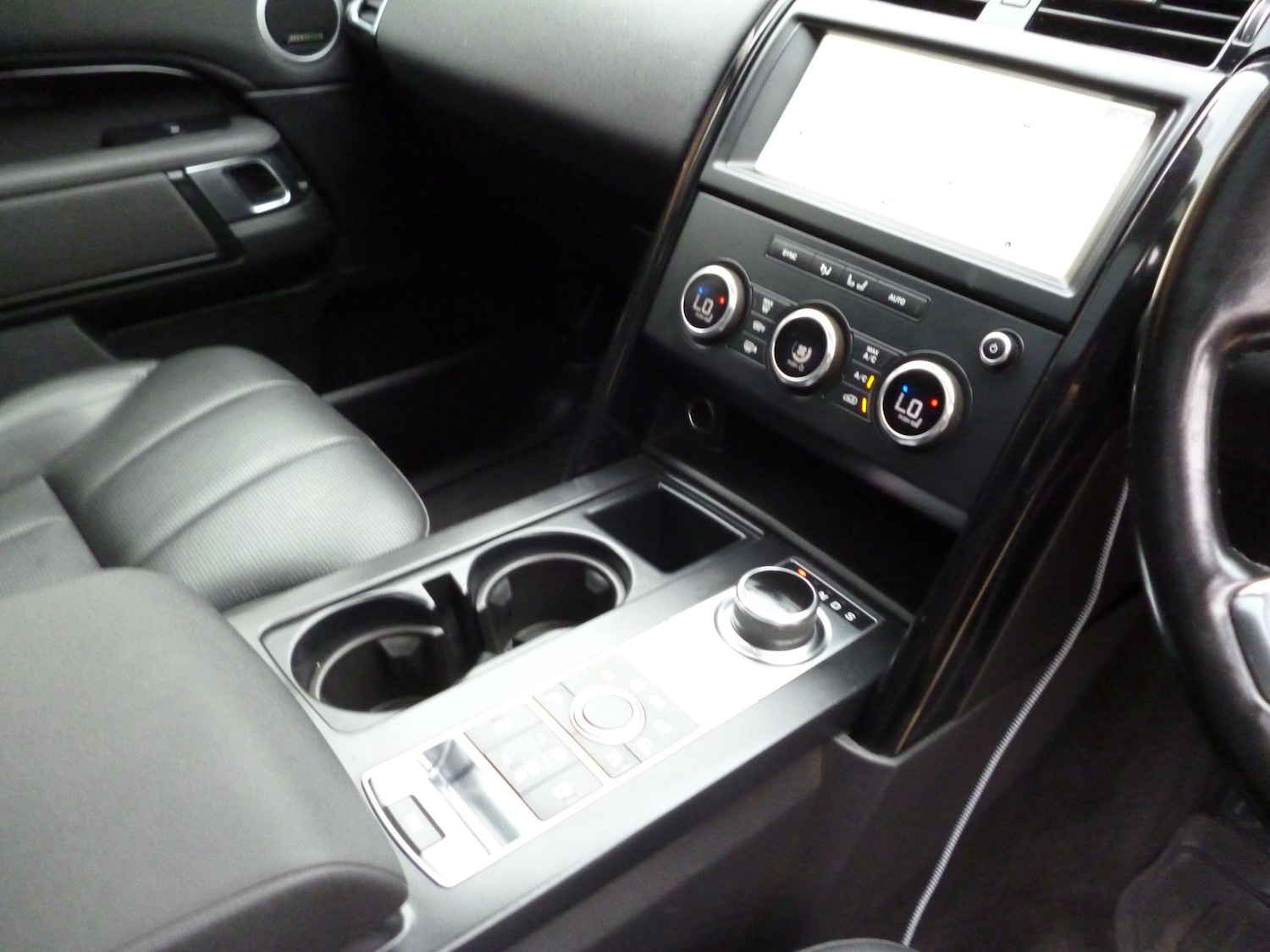 Used Land Rover Discovery 2019 for sale - 76476500: Photo 23