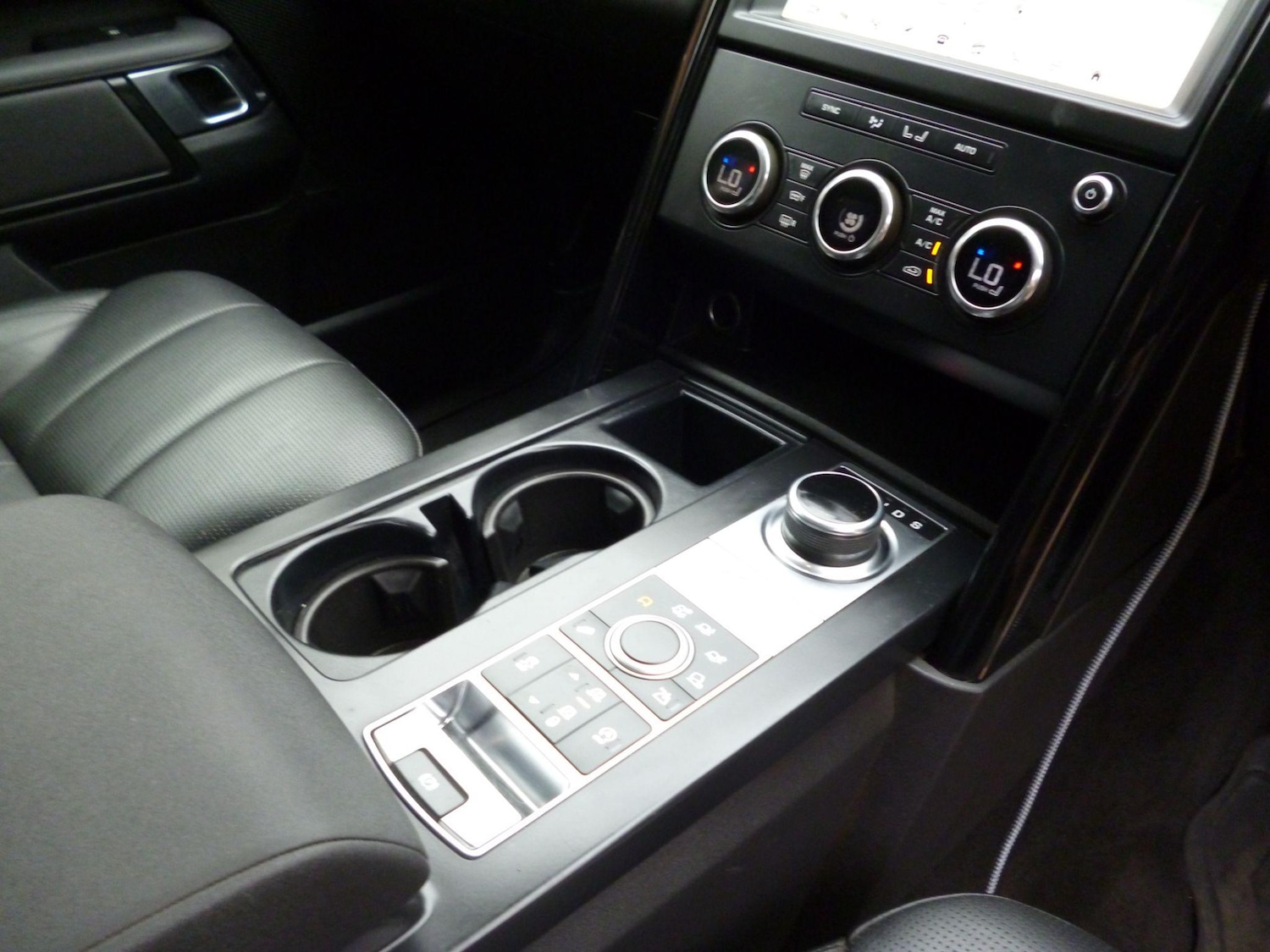 Used Land Rover Discovery 2019 for sale - 76476500: Photo 27