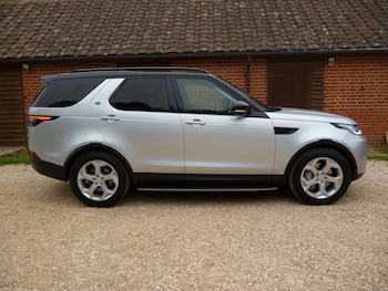 Used Land Rover Discovery 2019 for sale - 76476500: Photo