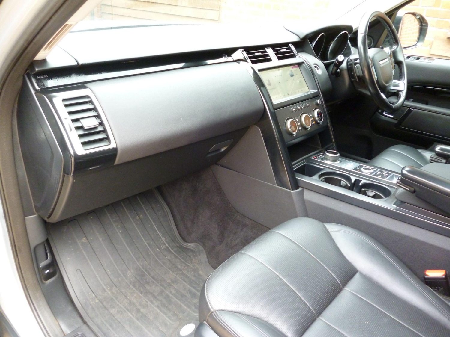 Used Land Rover Discovery 2019 for sale - 76476500: Photo 44