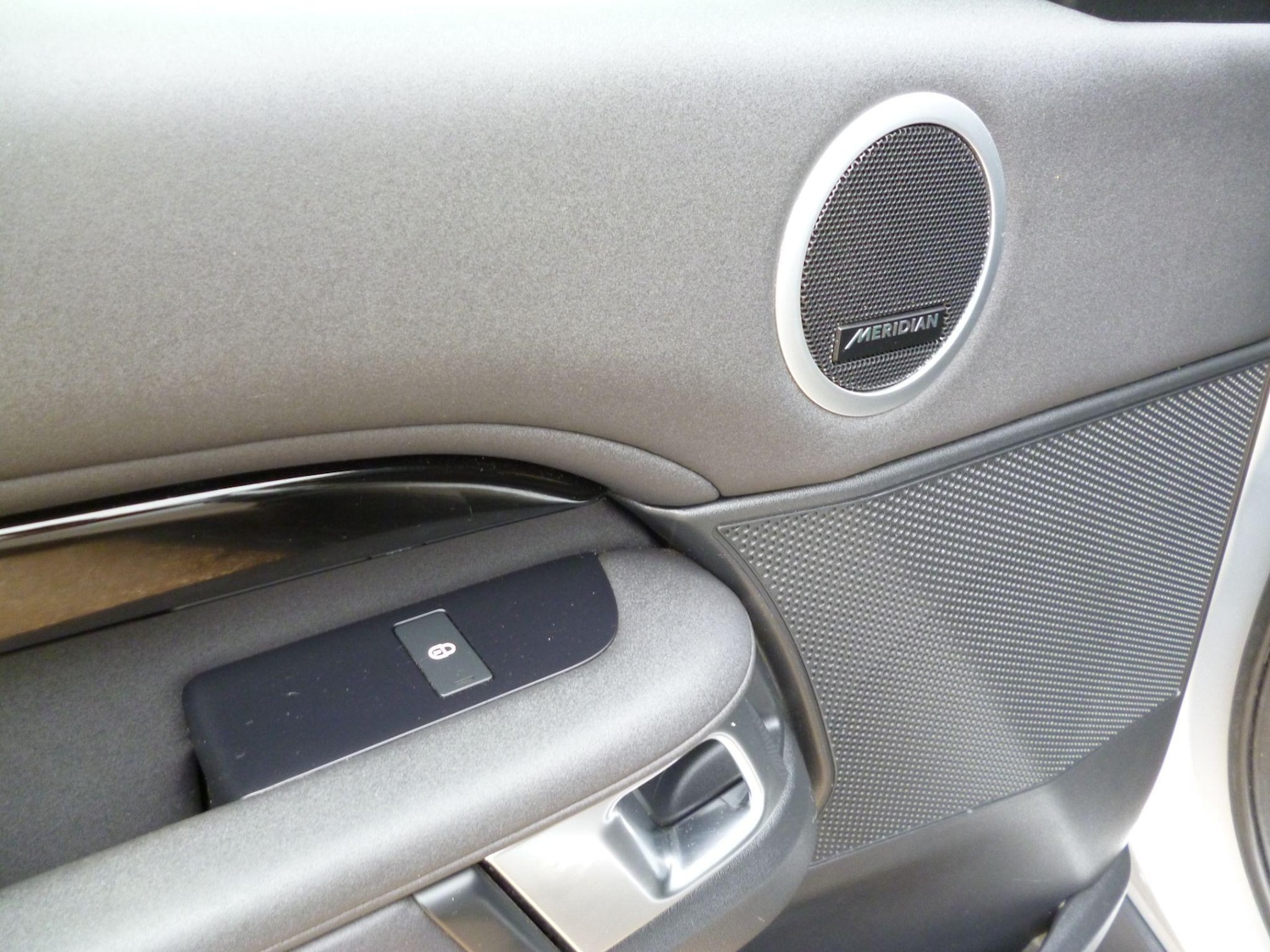 Used Land Rover Discovery 2019 for sale - 76476500: Photo 47