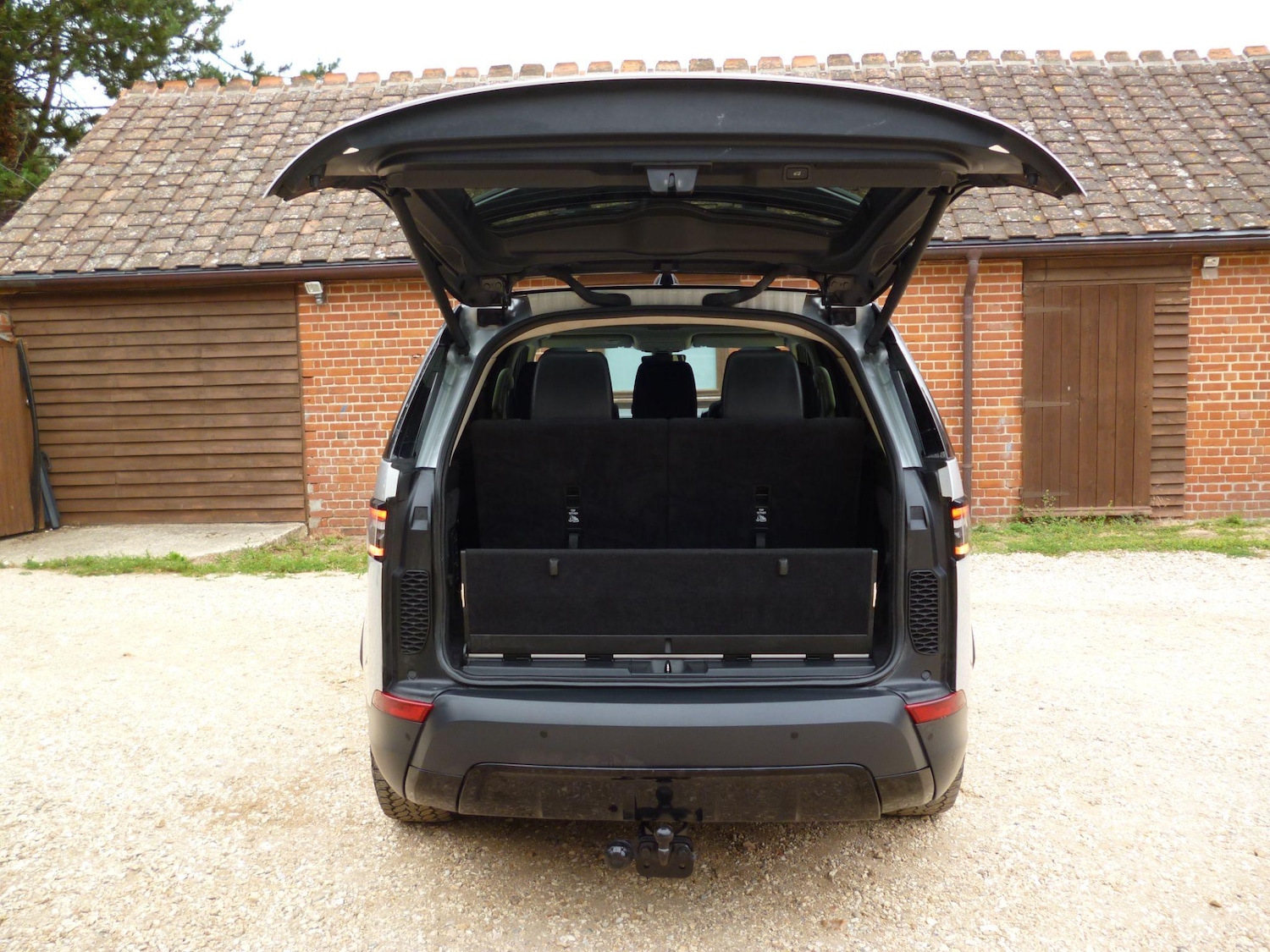 Used Land Rover Discovery 2019 for sale - 76476500: Photo 50