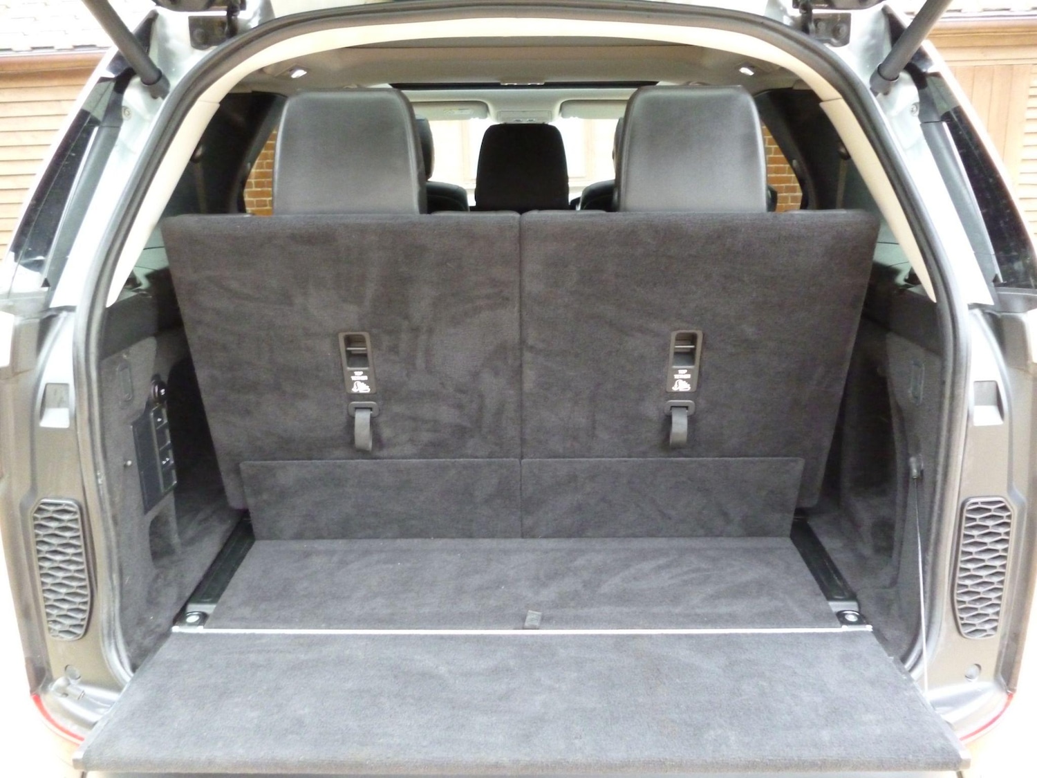 Used Land Rover Discovery 2019 for sale - 76476500: Photo 52