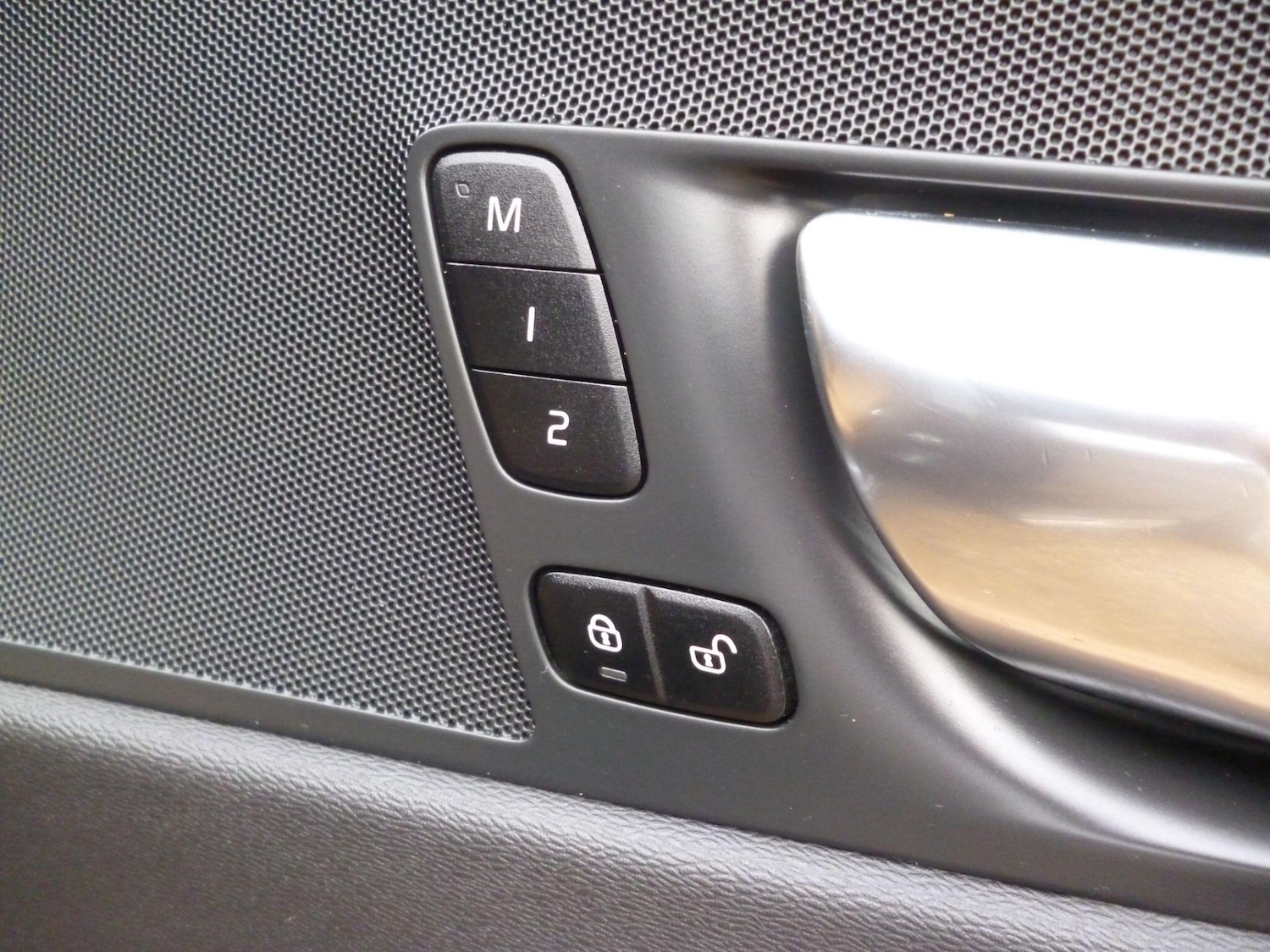 Used Volvo XC60 for sale - 77658824: Photo 16