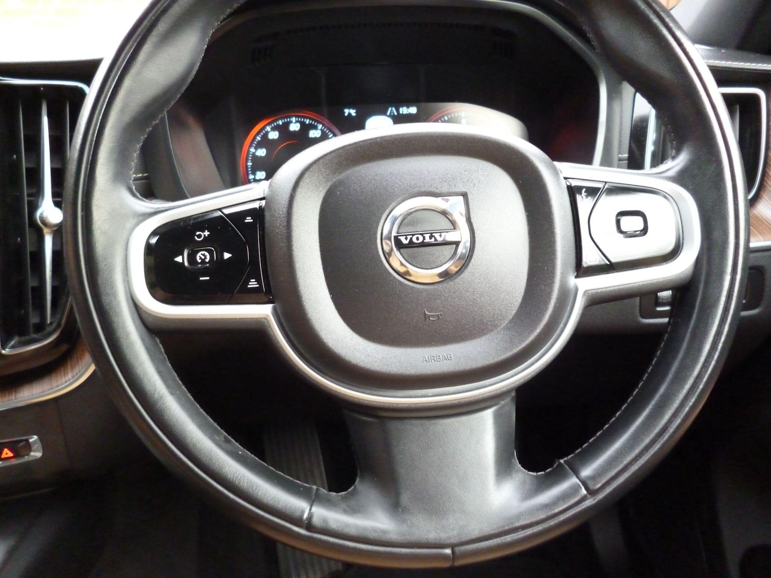 Used Volvo XC60 for sale - 77658824: Photo 26