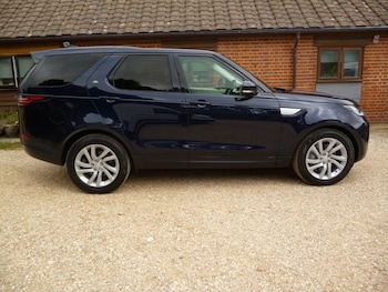 Used Land Rover Discovery 2019 for sale - 79268904: Photo