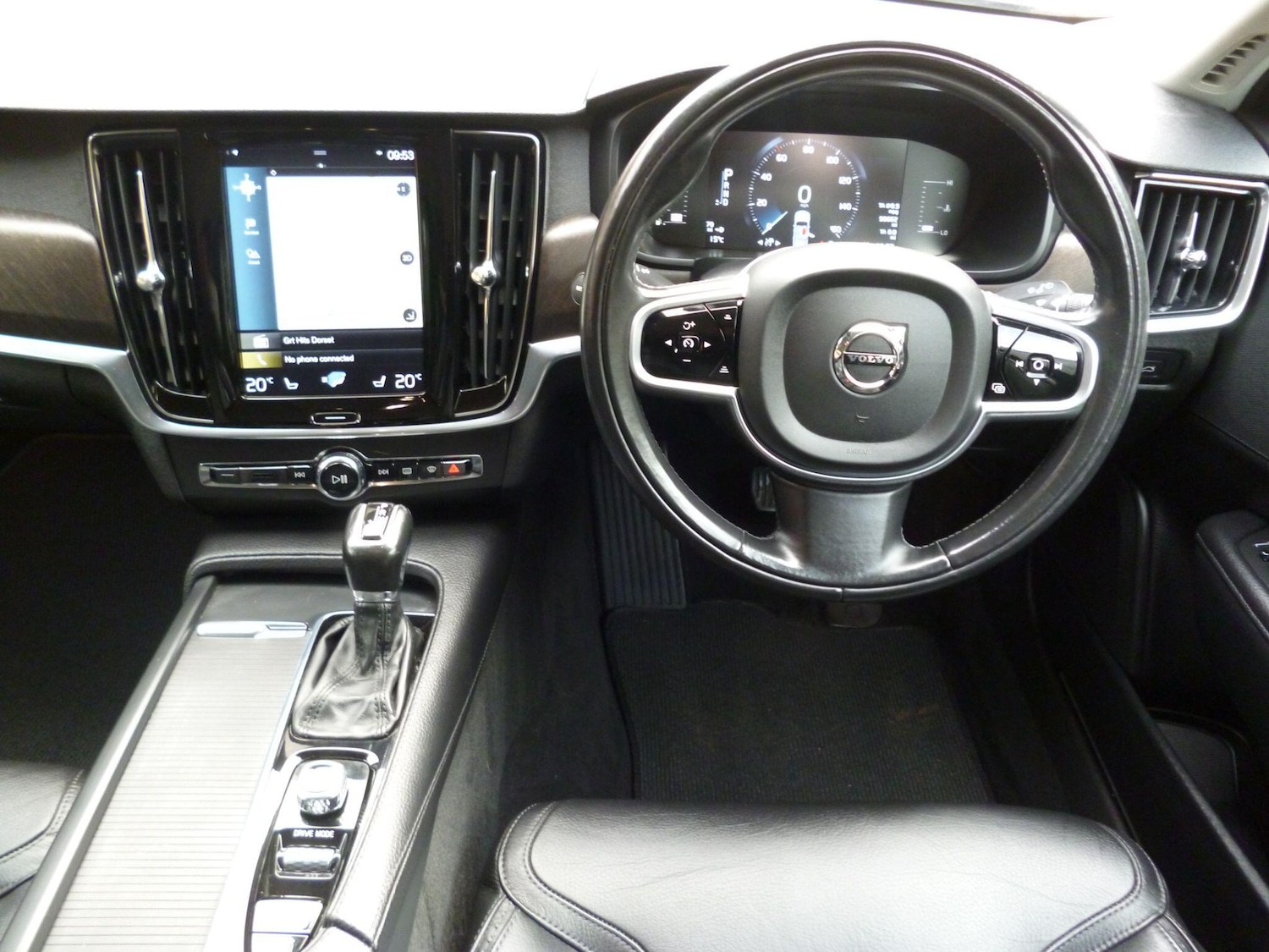 Used Volvo V90 2017 for sale - 76476513: Photo 9