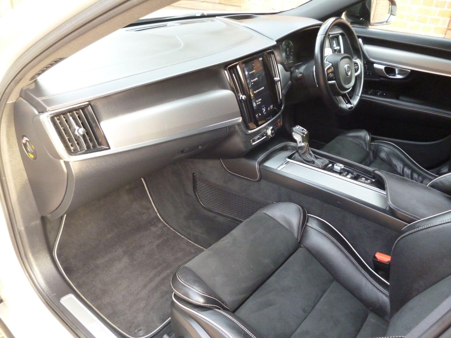 Used Volvo V90 2020 for sale - 76476491: Photo 25