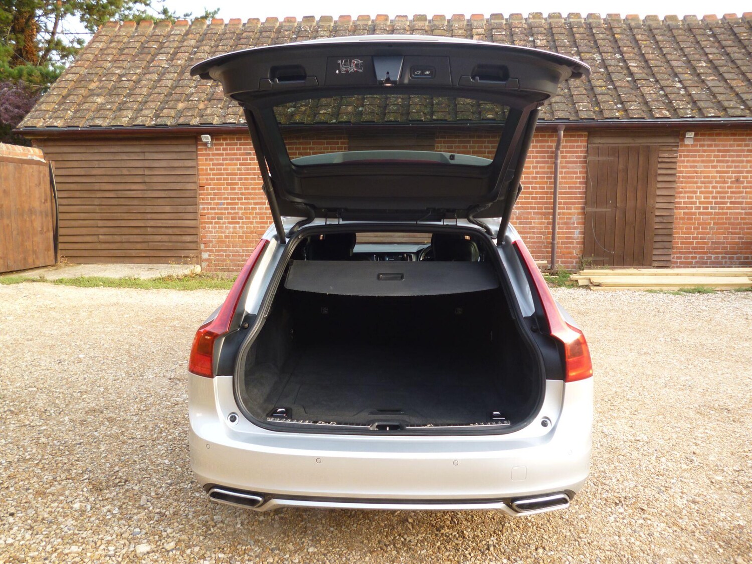 Used Volvo V90 2020 for sale - 76476491: Photo 51