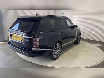 Used Land Rover Range Rover 2019 for sale - 78548534: Photo