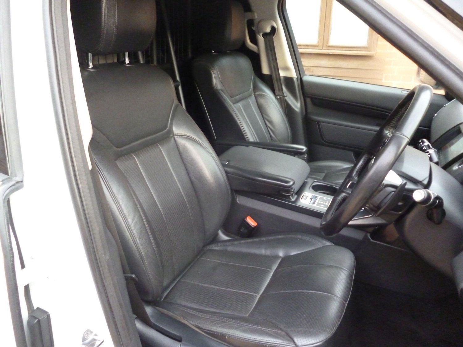 Used Land Rover Discovery 2019 for sale - 76476505: Photo 14