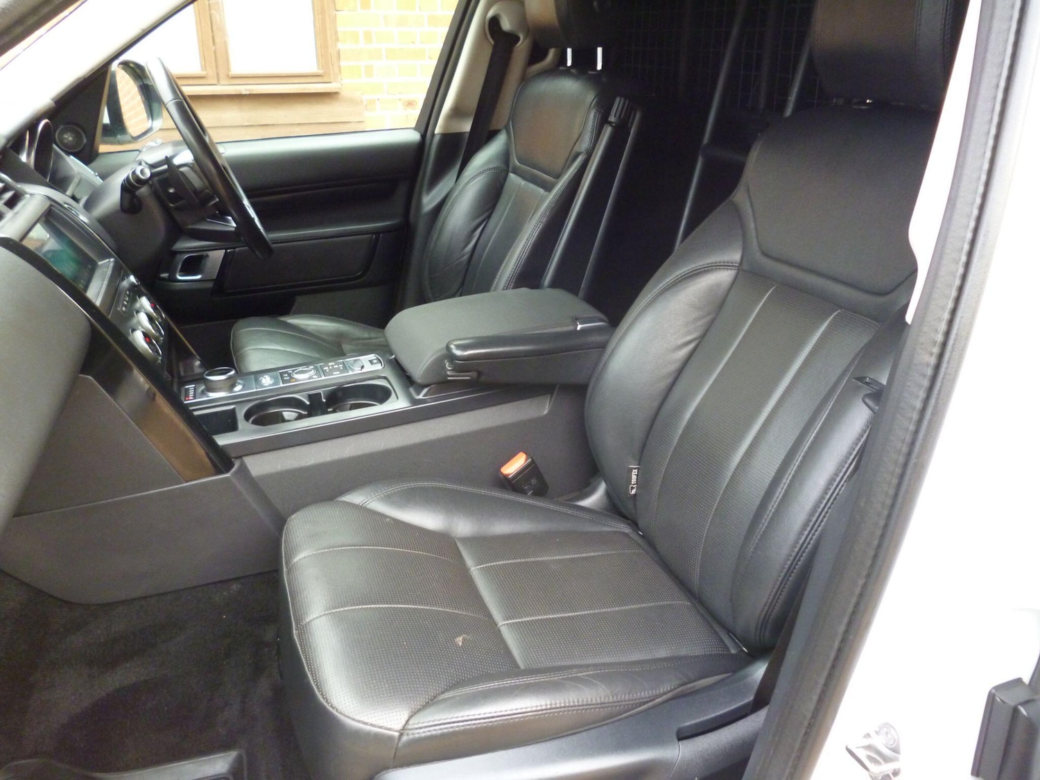 Used Land Rover Discovery 2019 for sale - 76476505: Photo 39