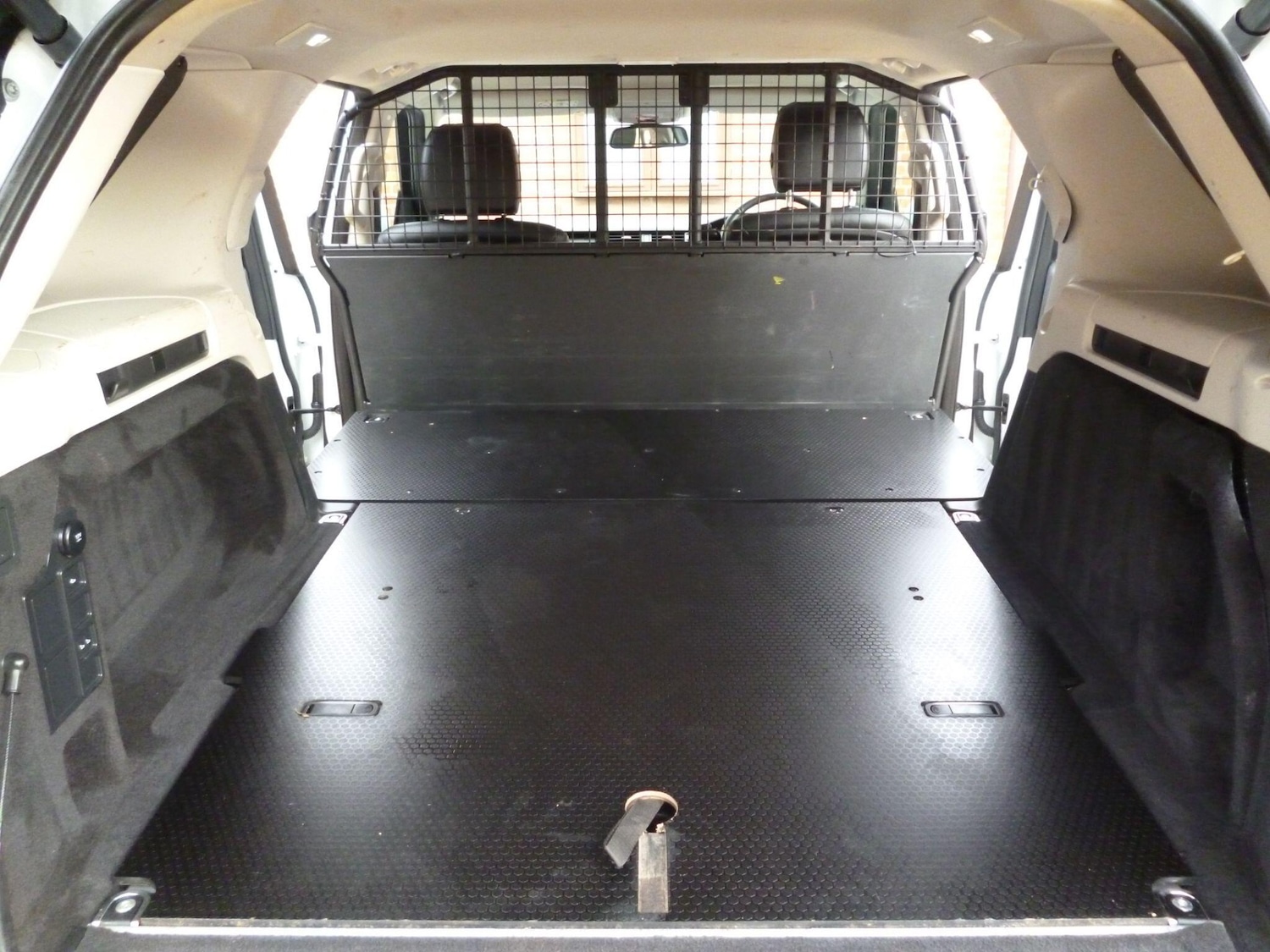 Used Land Rover Discovery 2019 for sale - 76476505: Photo 50