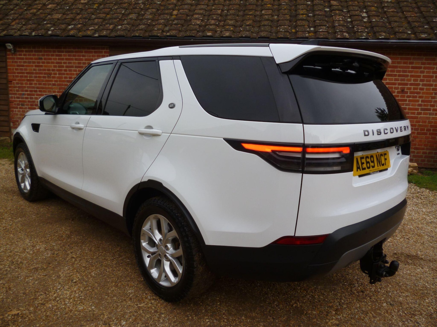 Used Land Rover Discovery 2019 for sale - 76476505: Photo 8