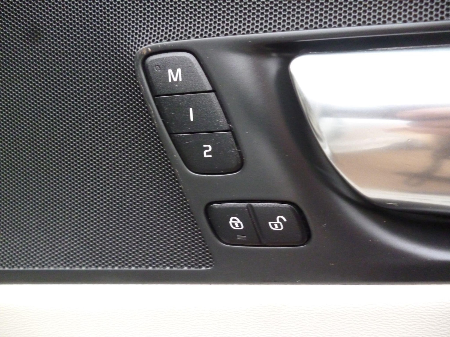 Used Volvo XC60 2019 for sale - 76689154: Photo 17