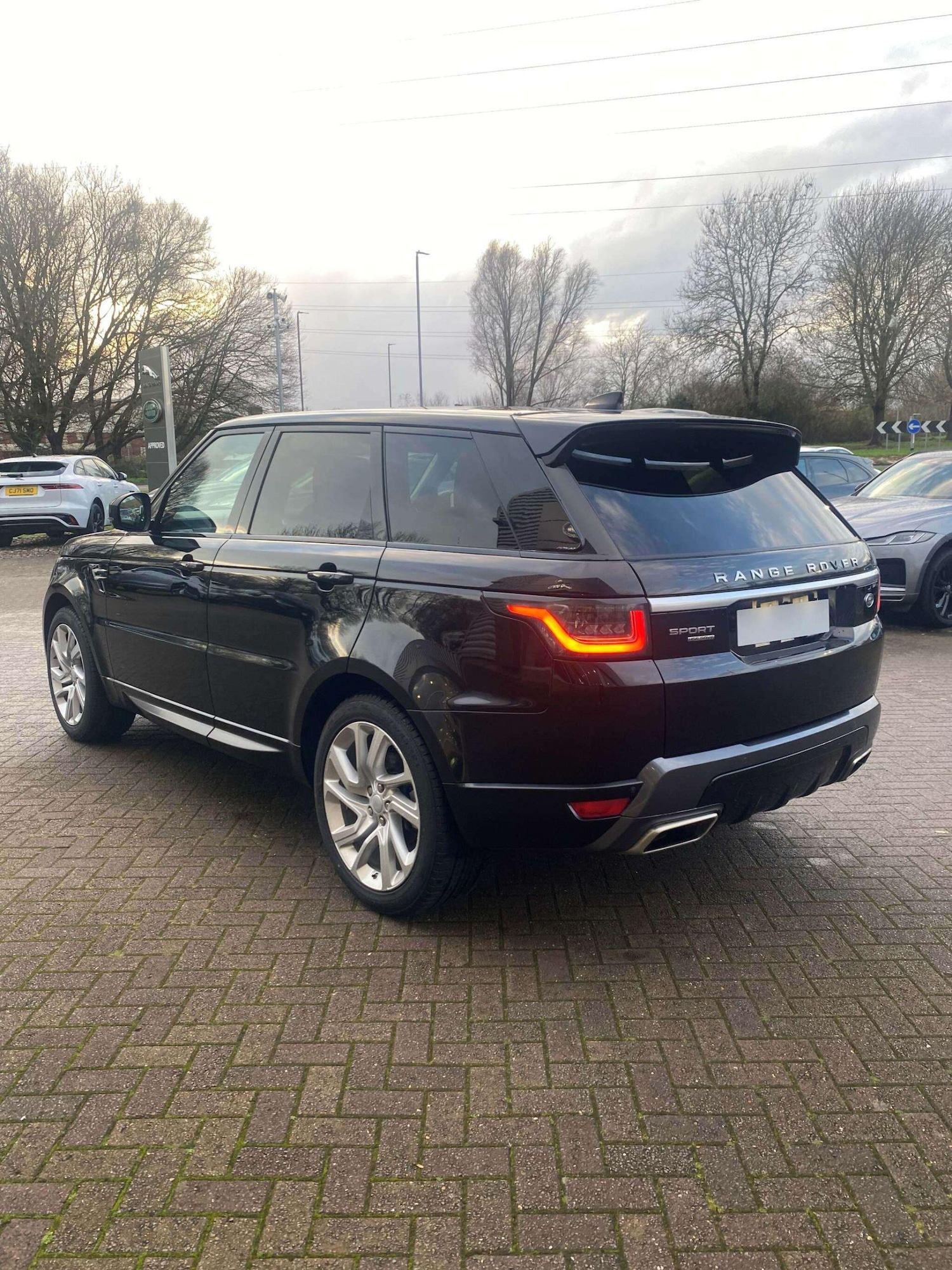 Used Land Rover Range Rover Sport 2019 for sale - 76935820: Photo 4