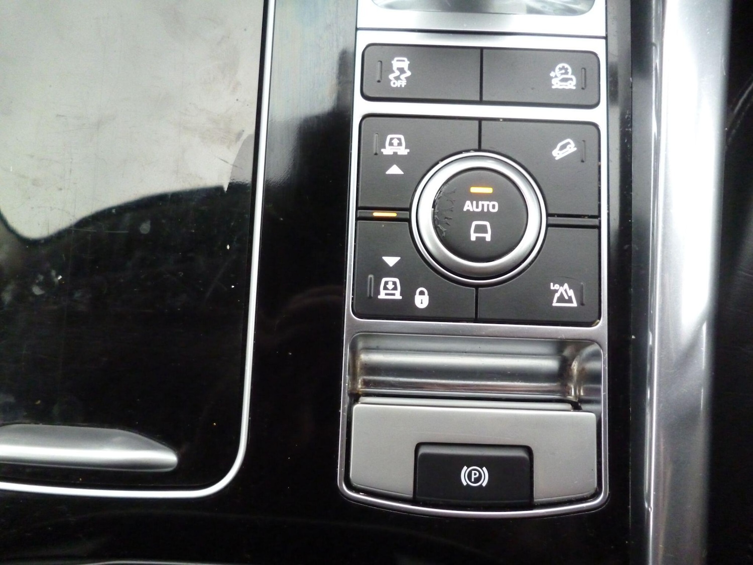 Used Land Rover Range Rover Sport 2018 for sale - 76990018: Photo 24