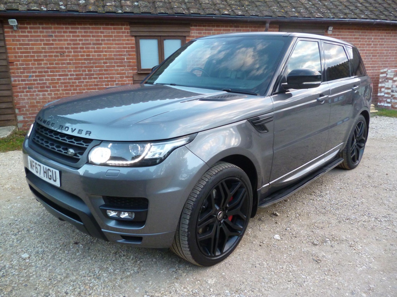 Used Land Rover Range Rover Sport 2017 for sale - 76476492: Photo 3