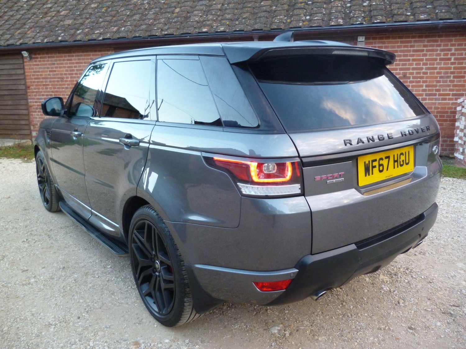 Used Land Rover Range Rover Sport 2017 for sale - 76476492: Photo 7