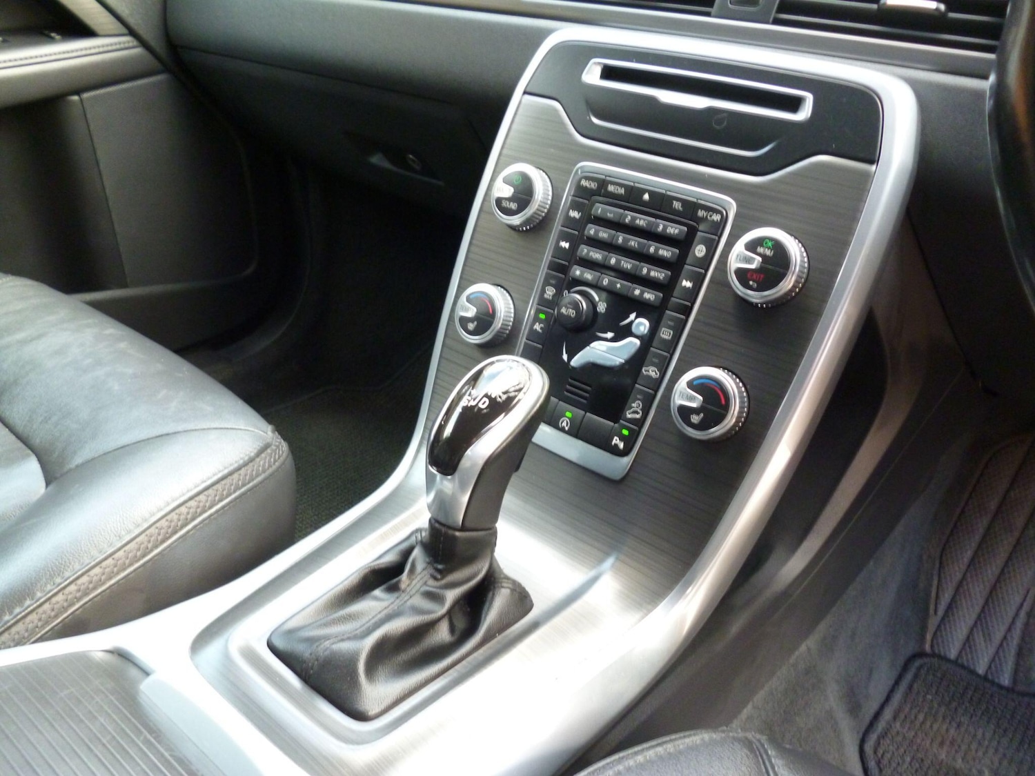 Used Volvo XC70 2016 for sale - 76913733: Photo 19