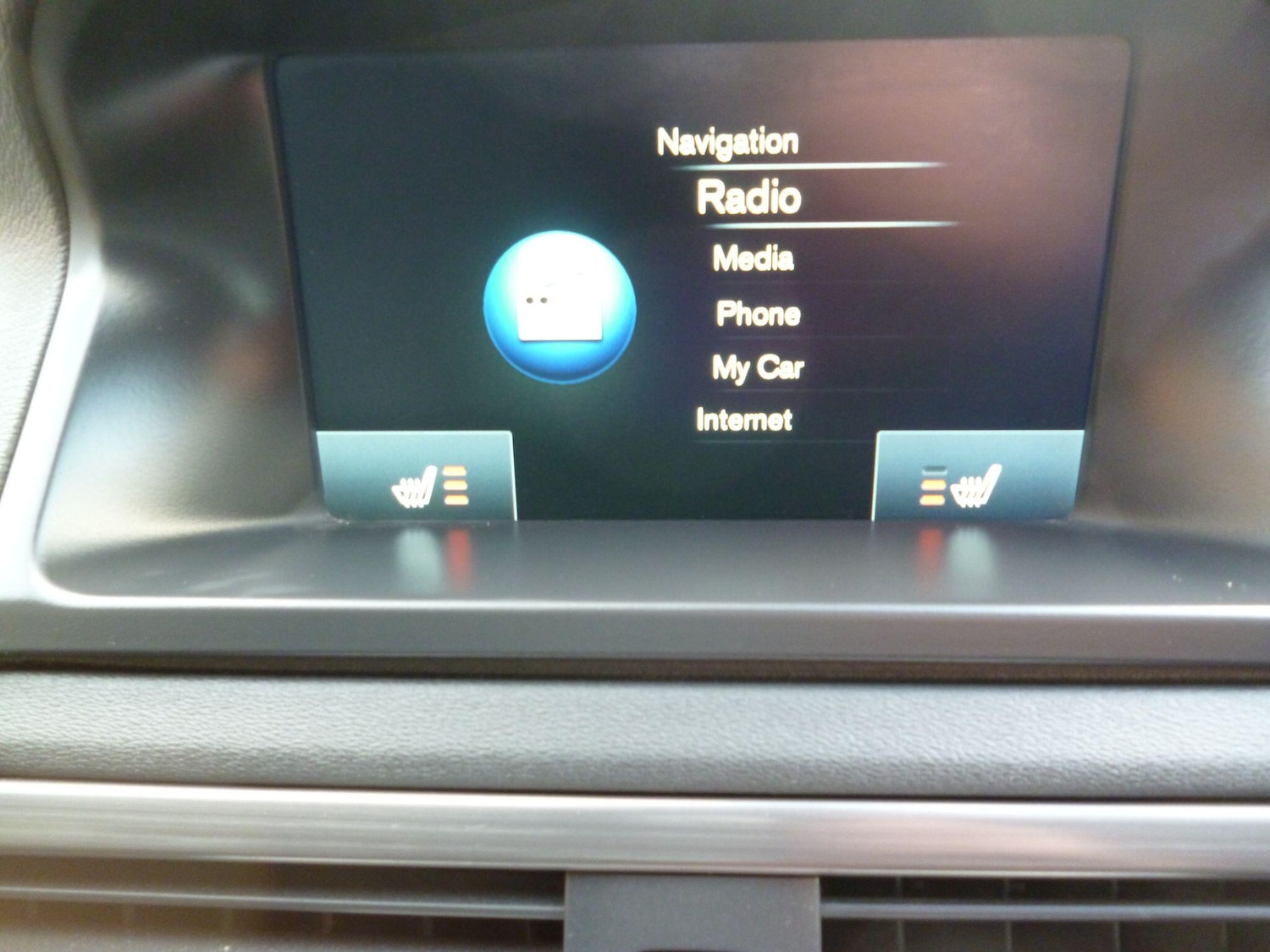 Used Volvo XC70 2016 for sale - 76913733: Photo 27