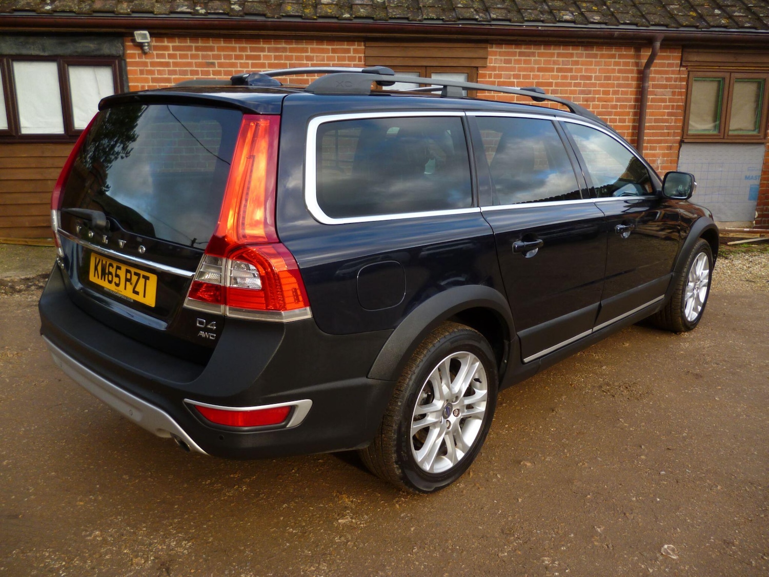 Used Volvo XC70 2016 for sale - 76913733: Photo 7